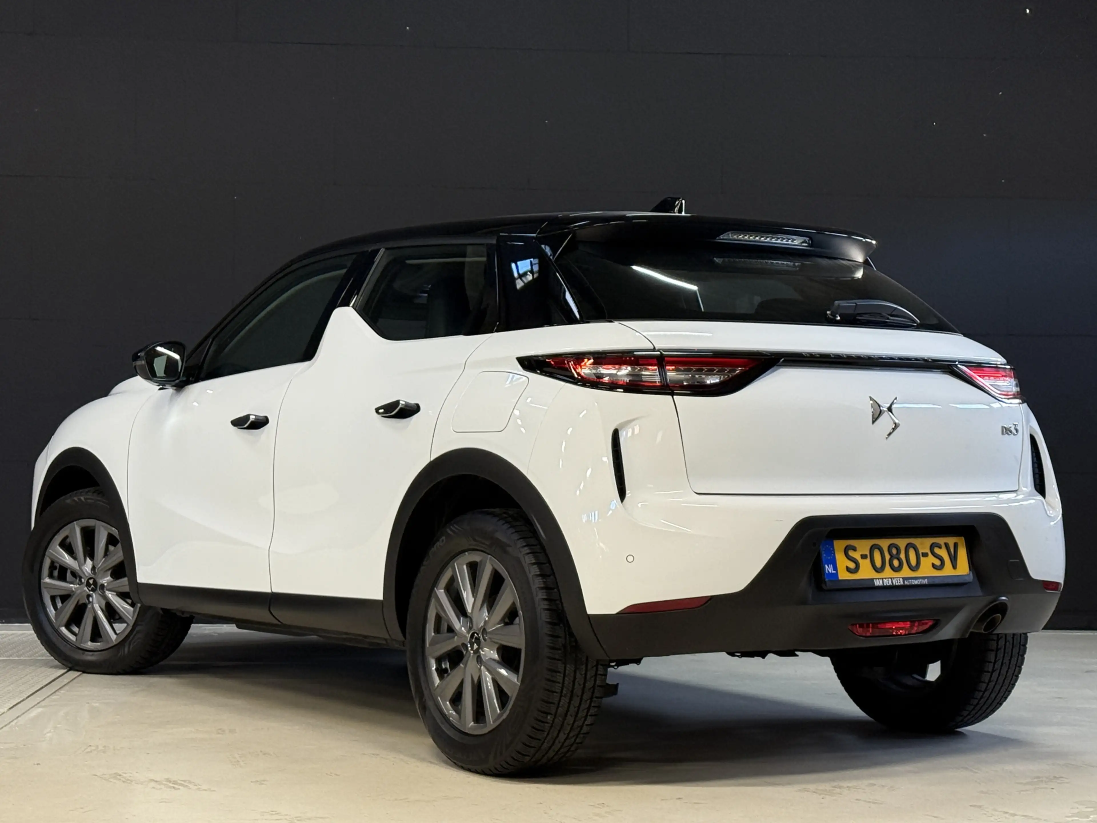 DS Automobiles DS 3 1.2 PureTech Bastille | DAB+ | Apple Carplay | Hea — photo 6
