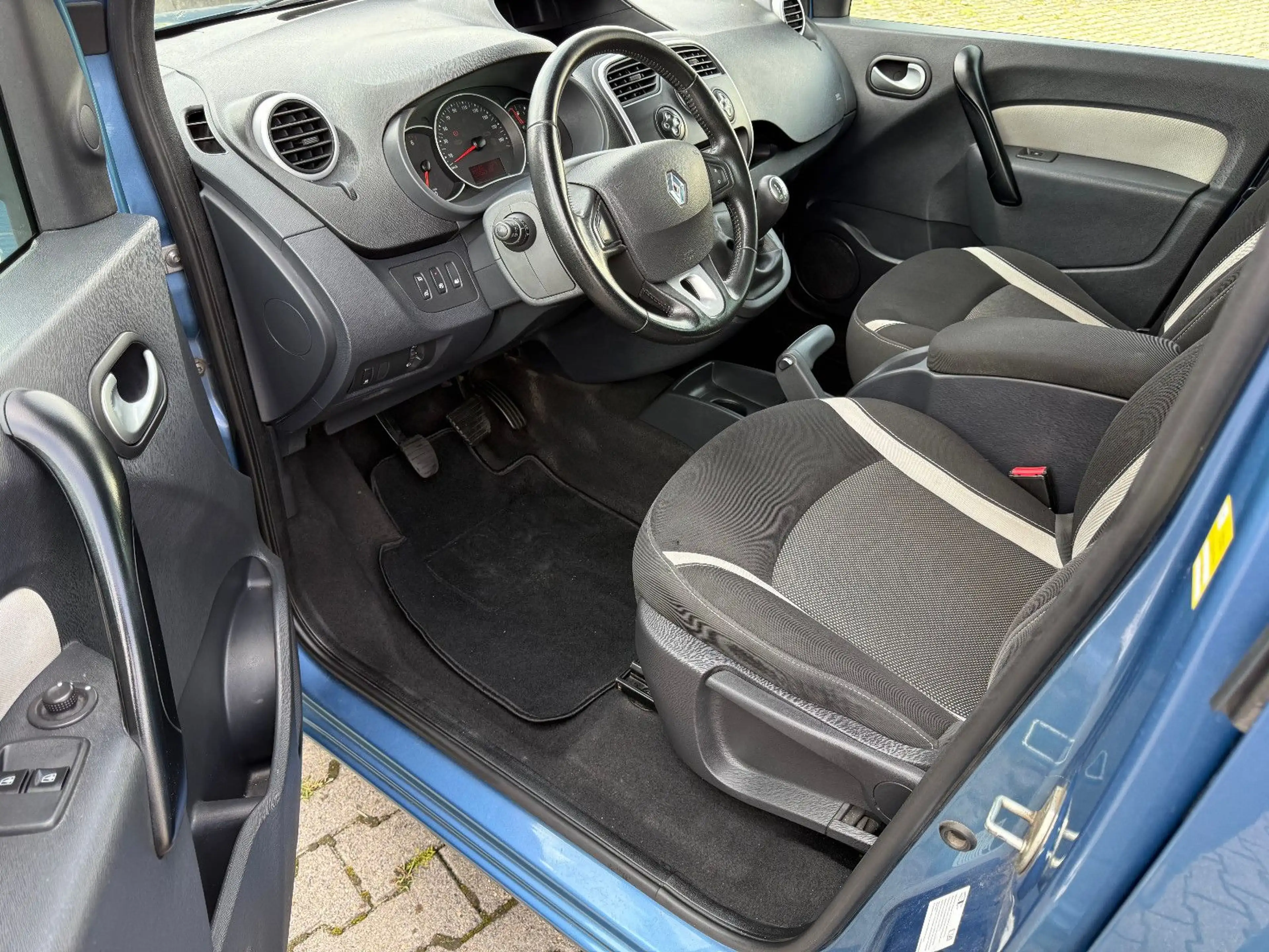 Renault Kangoo Limited 1.5 dCi AHK/KLIMA/PDC/2.HD/ALU — photo 11