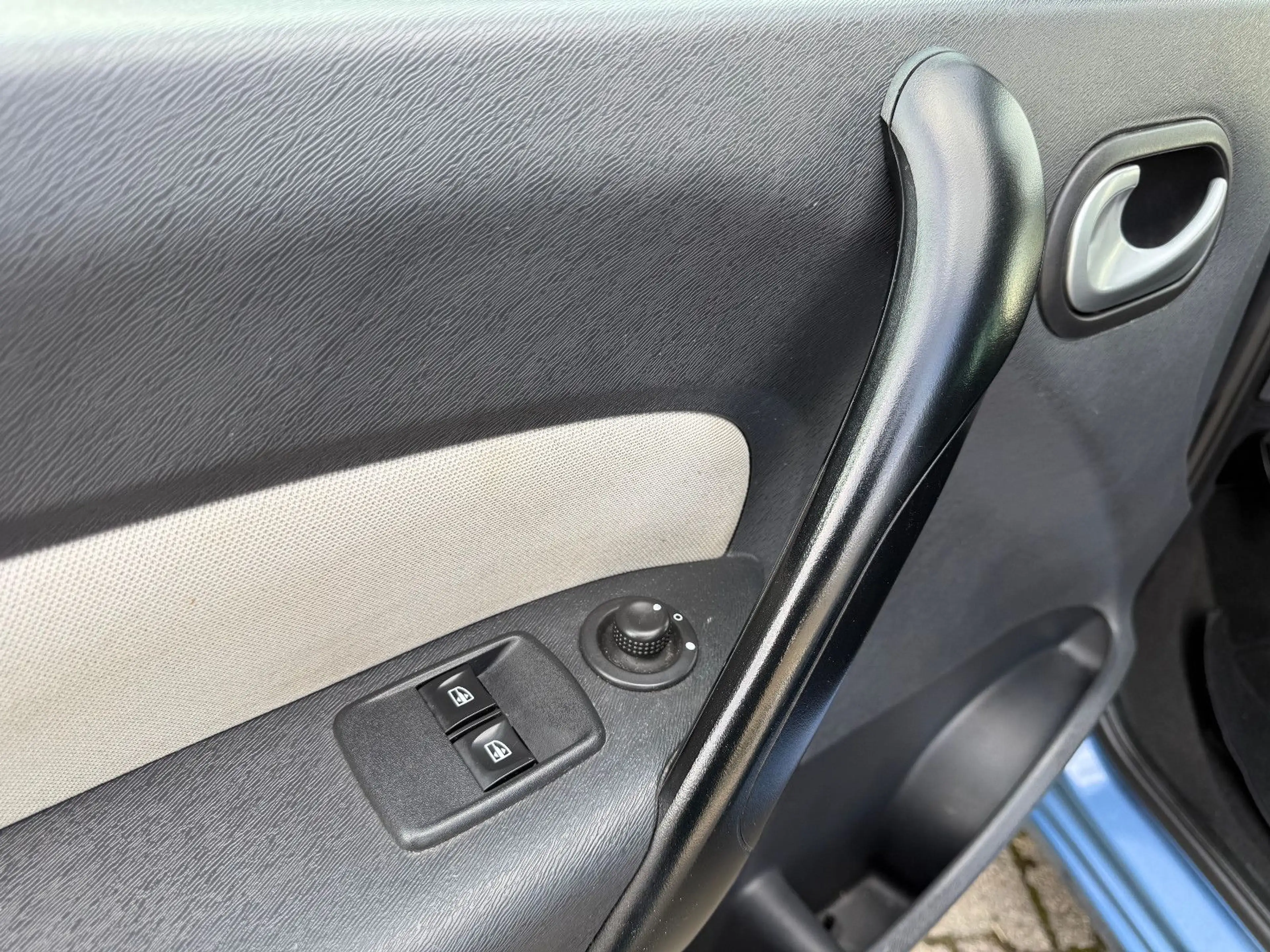 Renault Kangoo Limited 1.5 dCi AHK/KLIMA/PDC/2.HD/ALU — photo 15