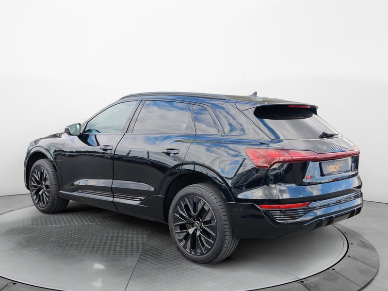 Audi Q8 e-tron Q8 55 quattro S-Line, Ambiente Plus, B&O, Head-U — photo 6