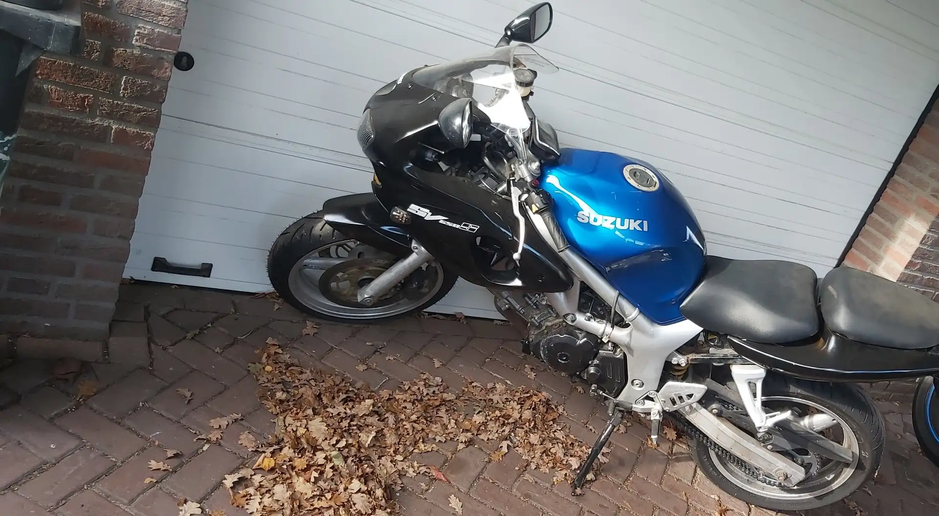 Suzuki SV 650 Zwart - 1