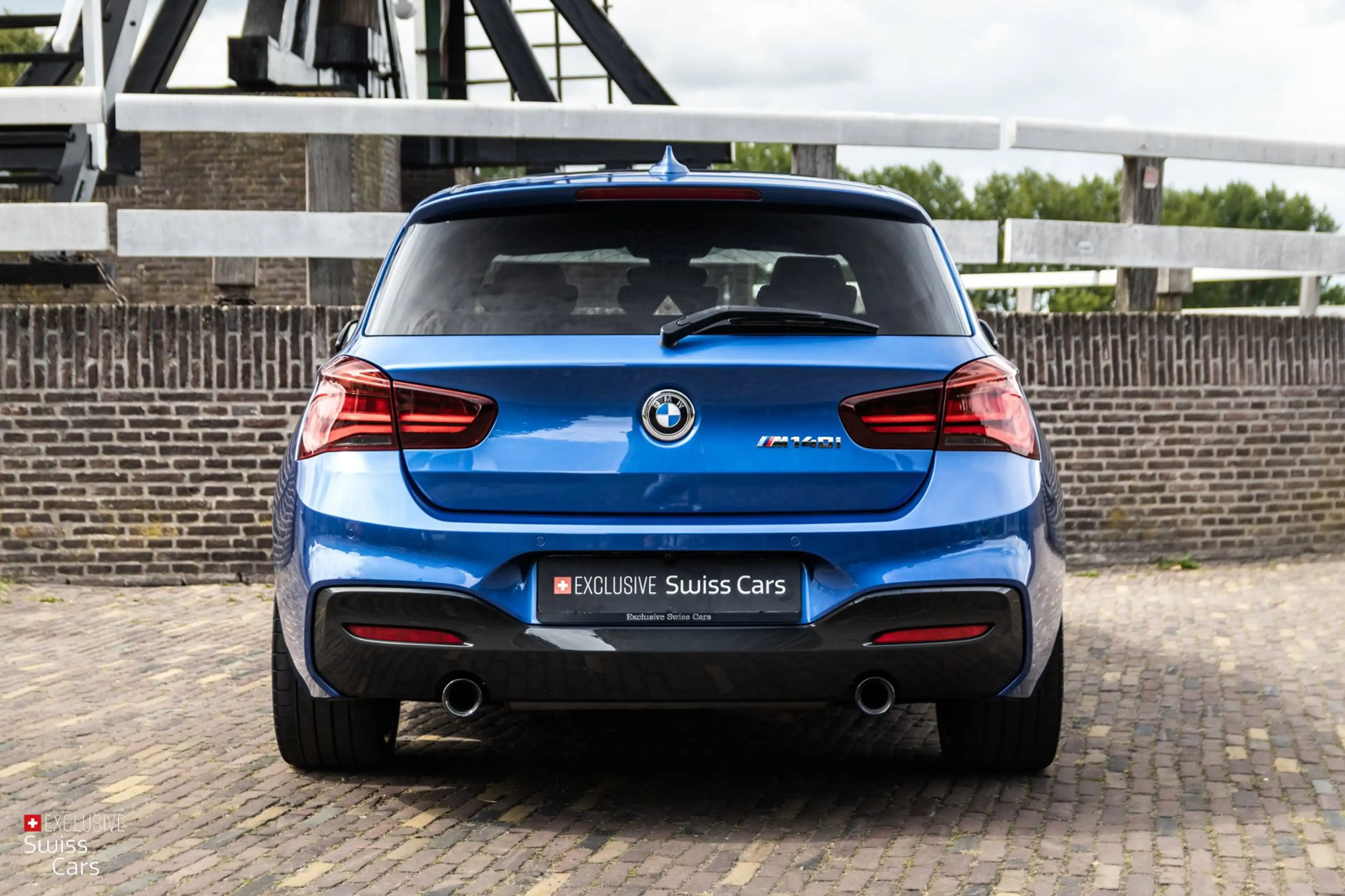 BMW 140 M140i Adaptief M-onderstel|Leder|CarPlay|Glazen da — photo 15
