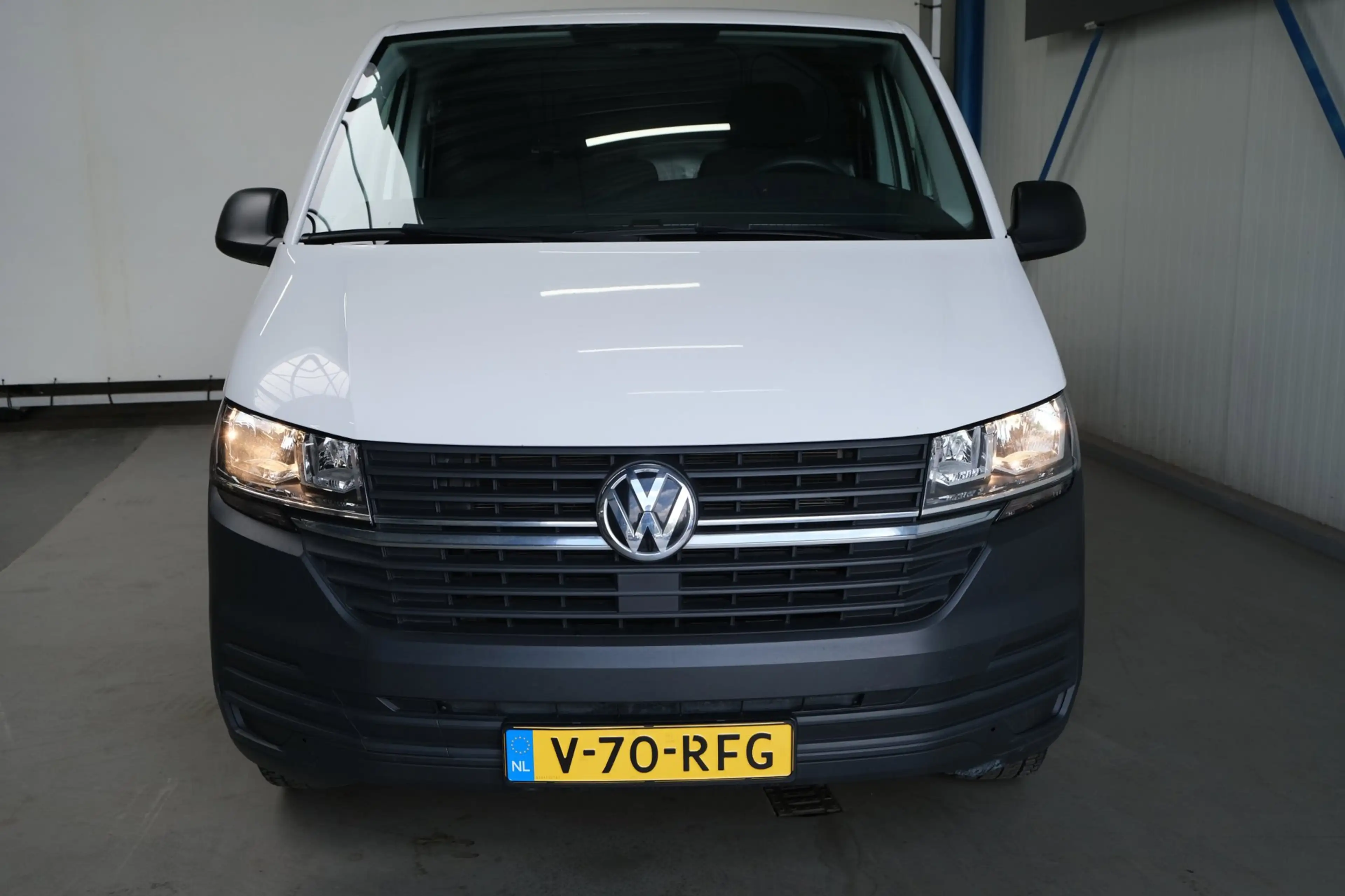 Volkswagen Transporter 2.0 TDI L2H1 30 3p - Airco, Cruise, Stoelverwarmin — photo 3