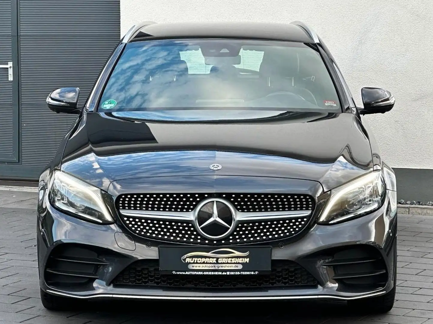 Mercedes-Benz C 300 T 9G*AMG-LINE*NAVI*360°BURMESTER*AHK*ACC+ - 2