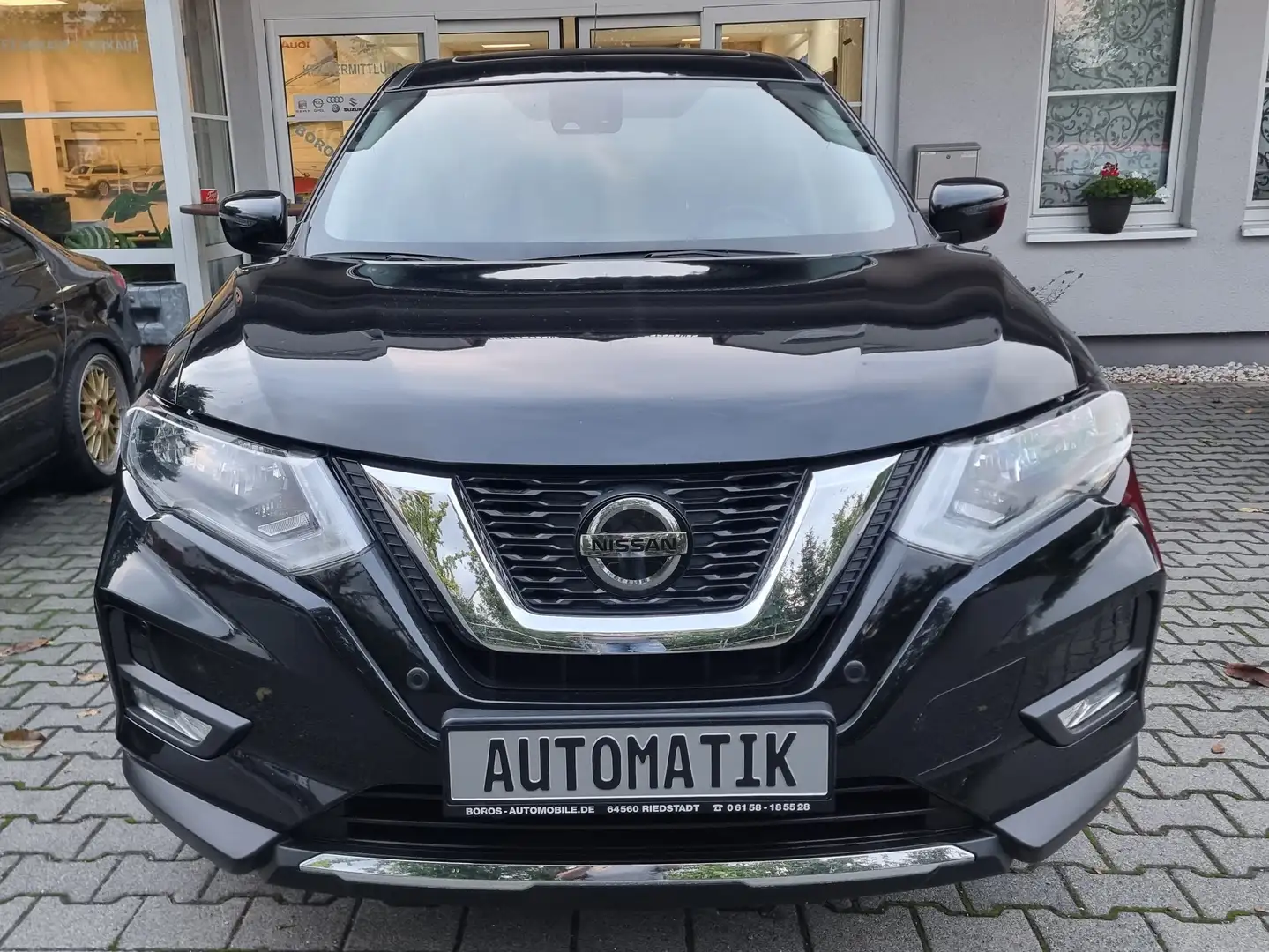 Nissan X-Trail Visia Automatik - 7 Sitze Panorama aus 1. Hand Schwarz - 1