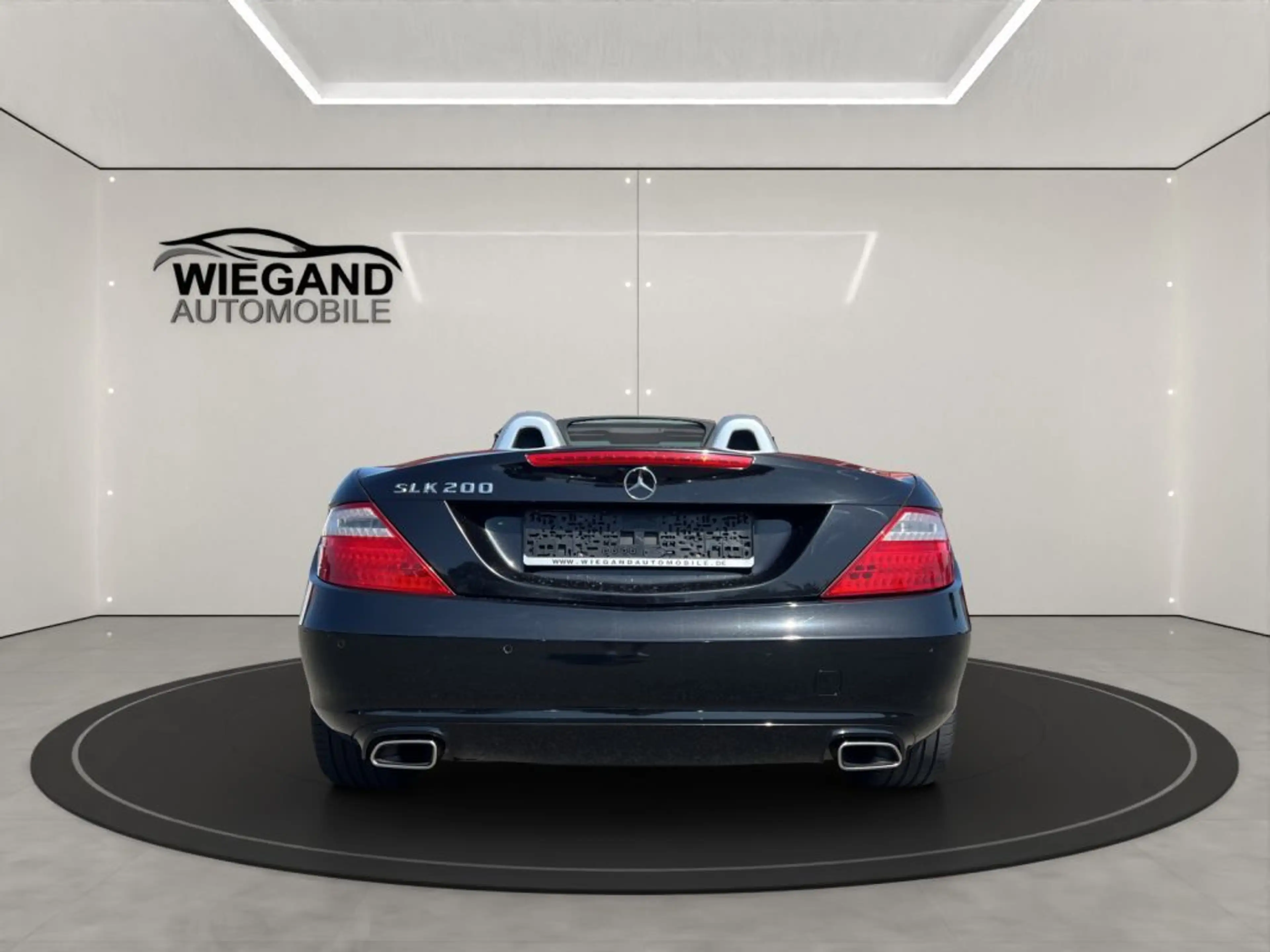 Mercedes-Benz SLK 200 (BlueEFFICIENCY) 7G-TRONIC+LEDER+NAVI+SH — photo 4