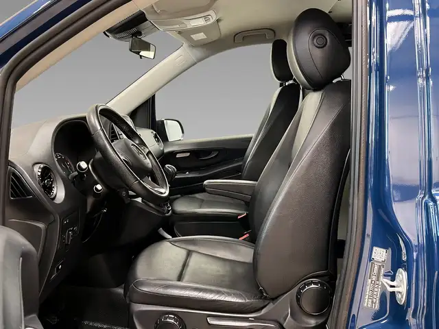 Mercedes-Benz Vito view 9