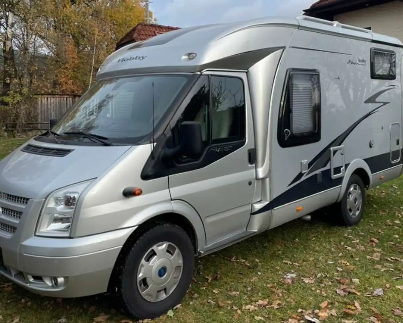 Ford Transit Transit 2,2 TDCi Hobby T500 Grau - 1