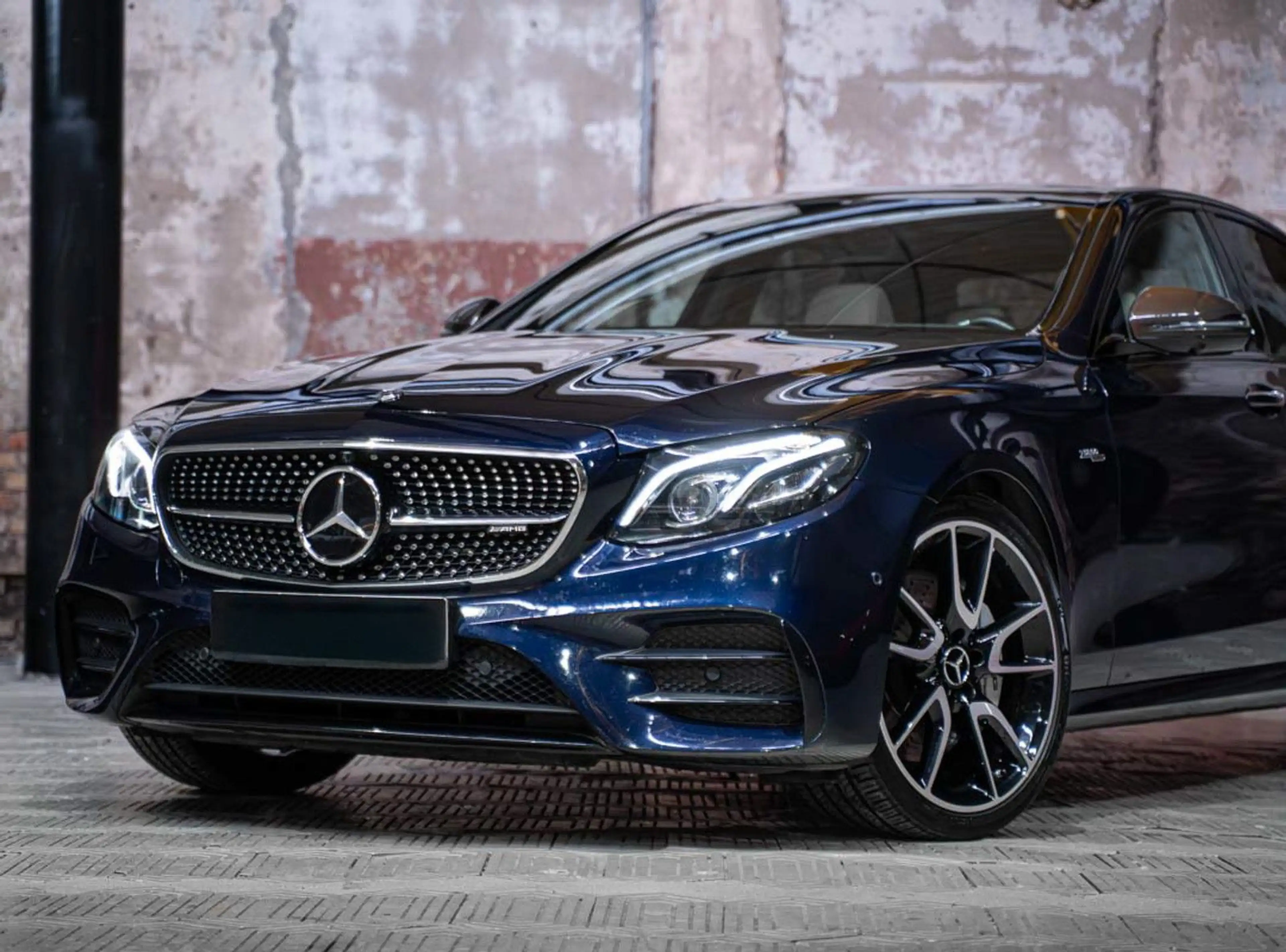 Mercedes-Benz E 53 AMG 4Matic+ Burmester Navi — photo 3