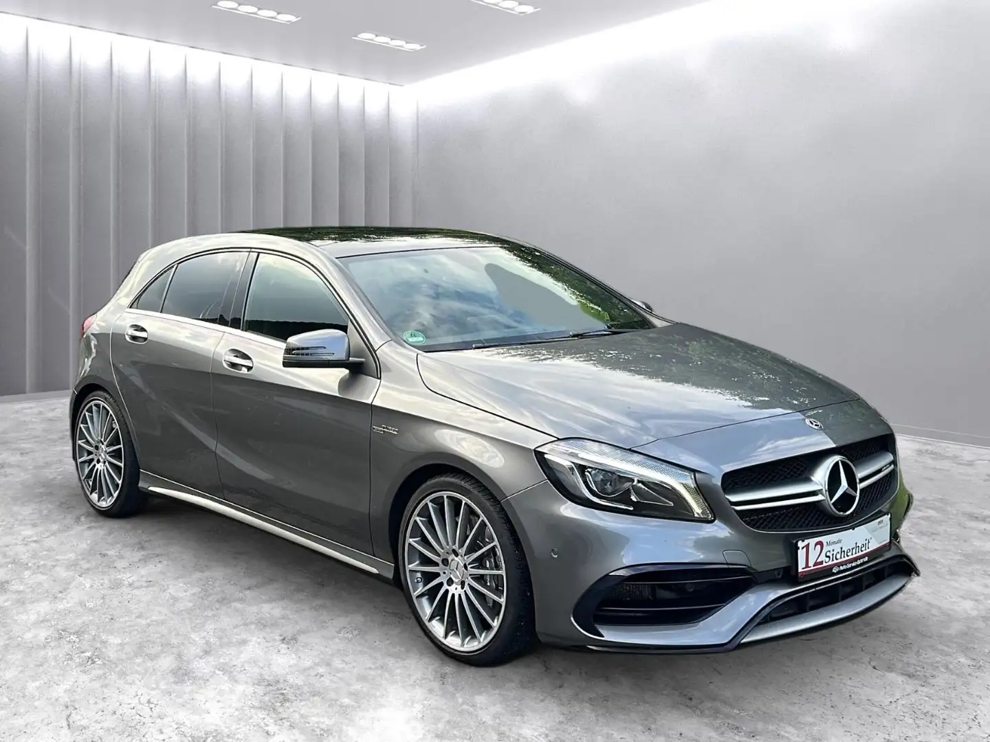Mercedes-Benz A 45 AMG A -Klasse A 45 AMG 4Matic Gris - 1