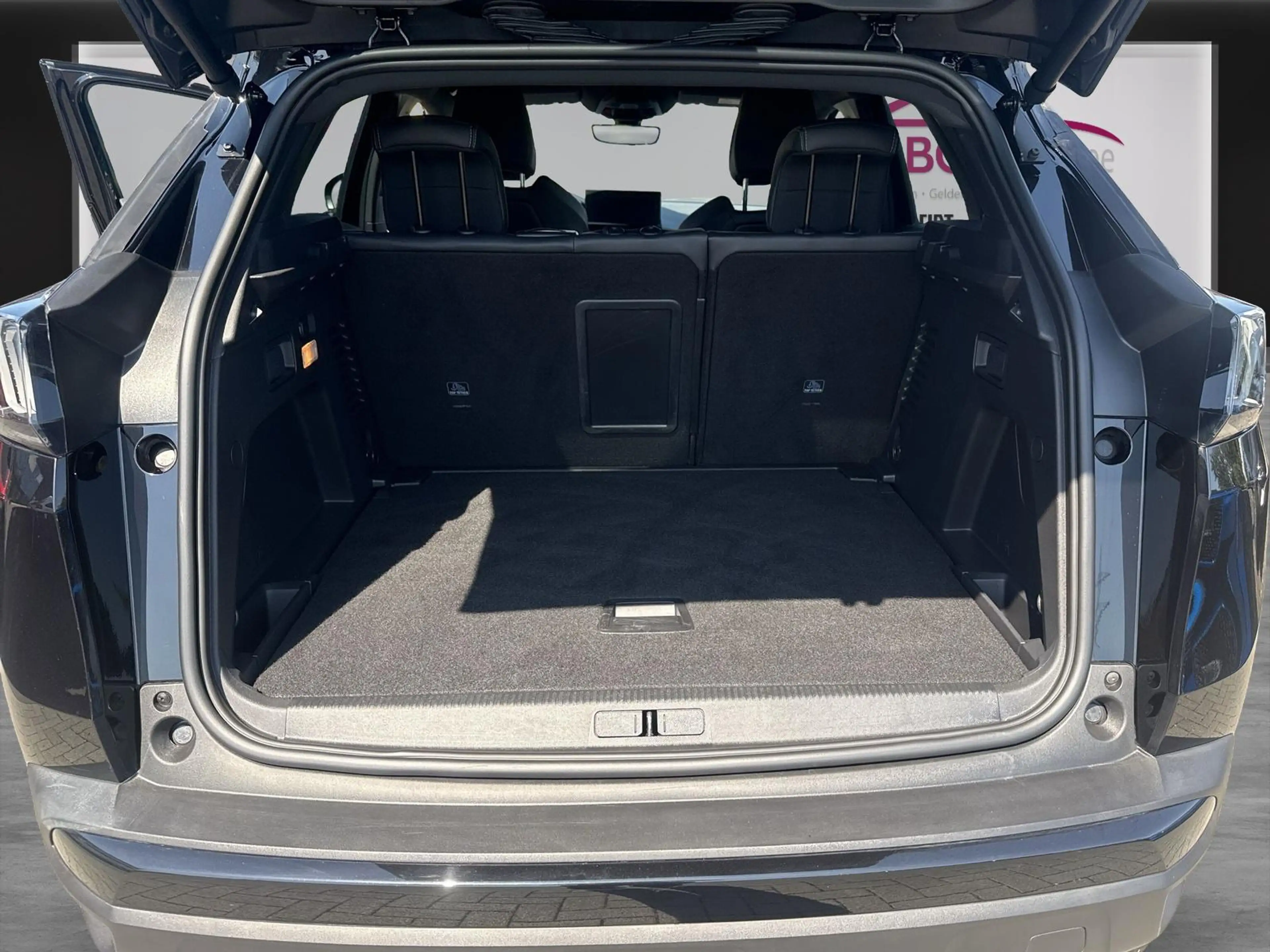 Peugeot 3008 GT Metallic — photo 8
