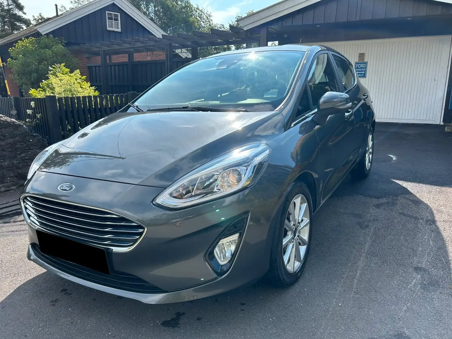 Ford Fiesta Fiesta 1.1 TITANIUM Gris - 1