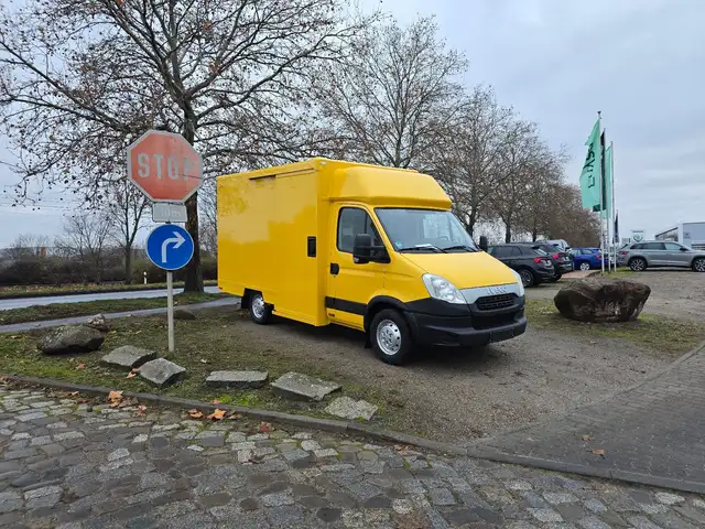 Iveco Daily/ Regalsystem/Luftfeder/KURZ/1. Hand