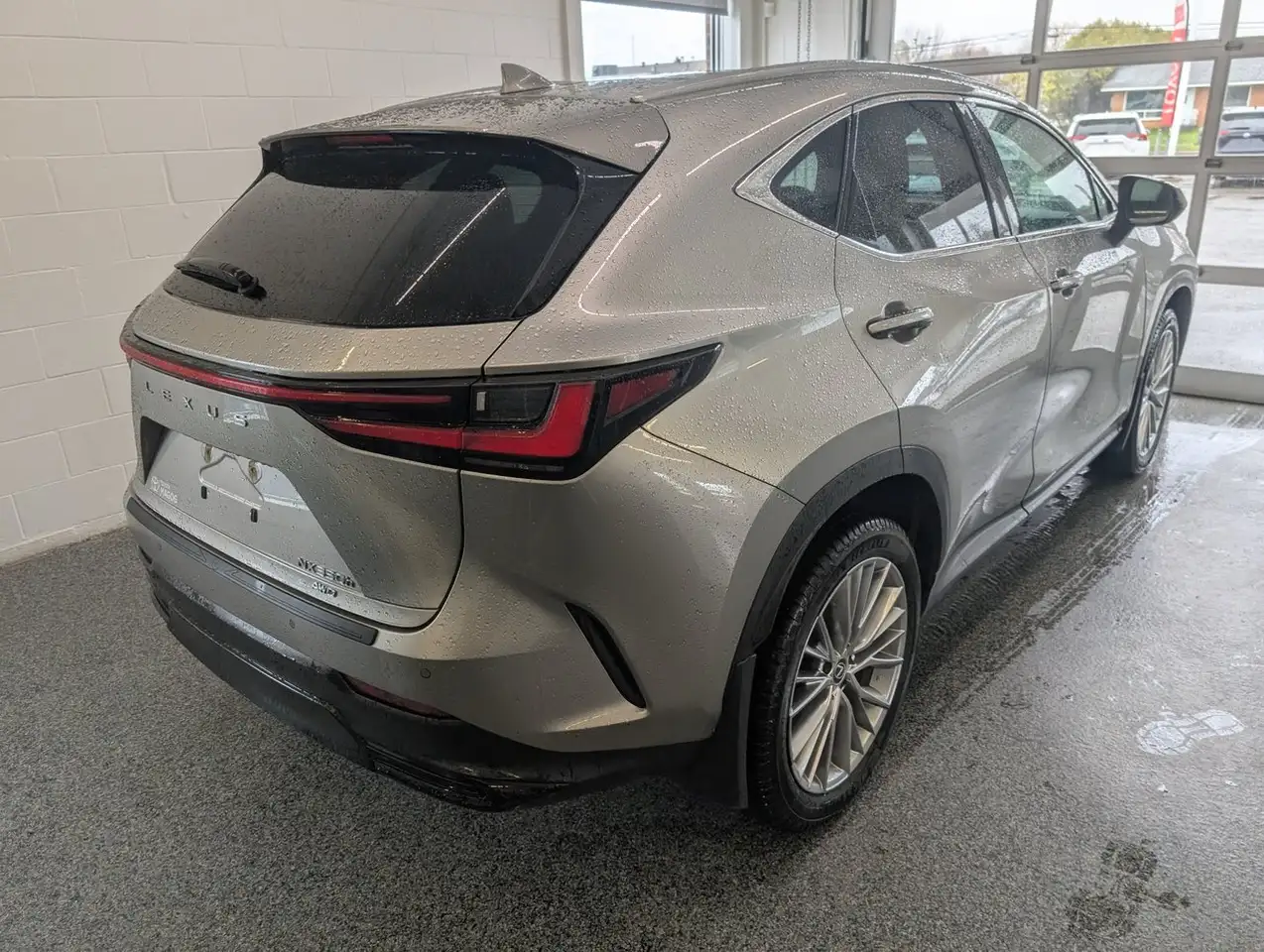 Lexus NX photo Lexus NX