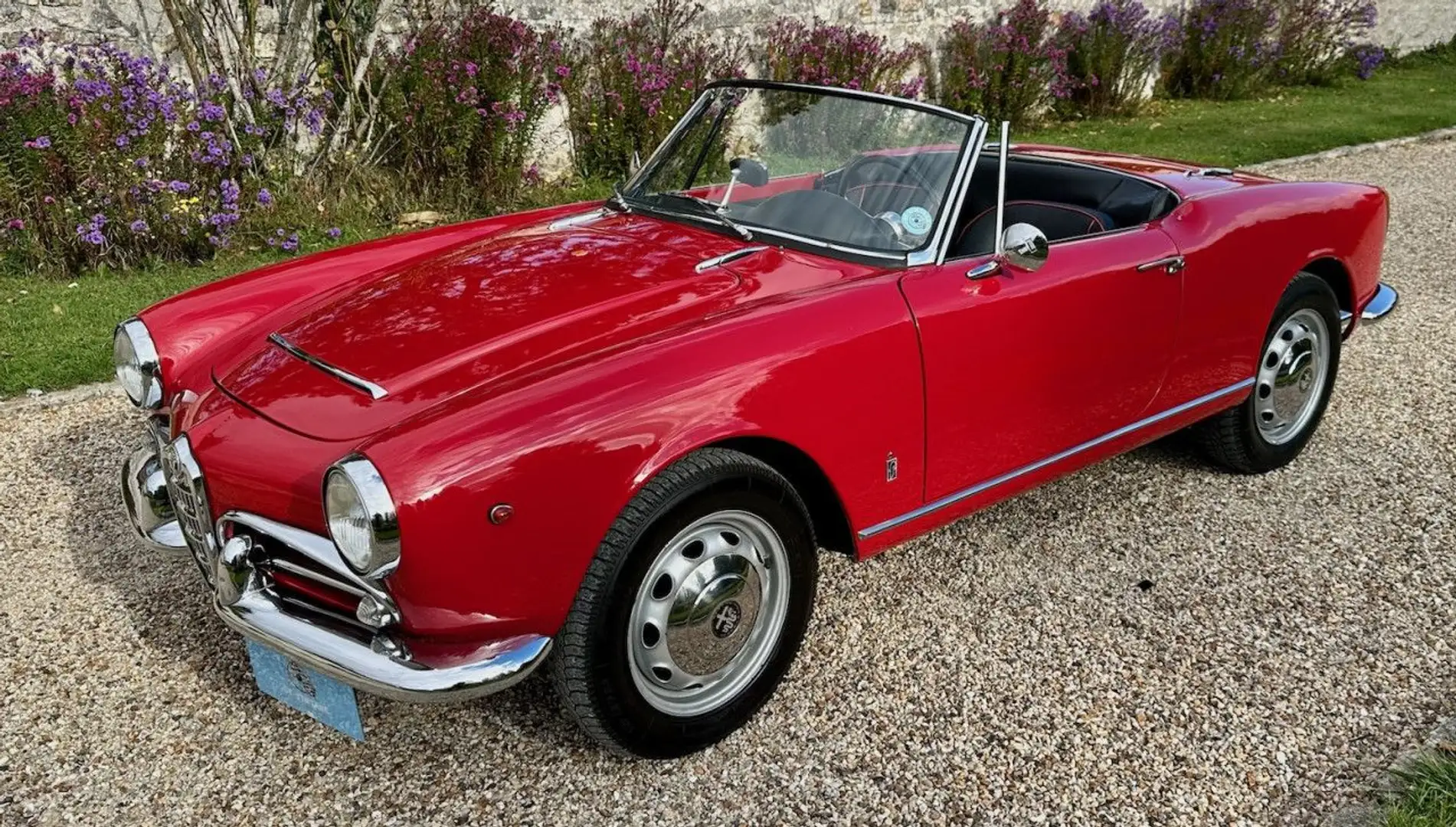 Alfa Romeo Giulia spider 1600 Rouge - 1