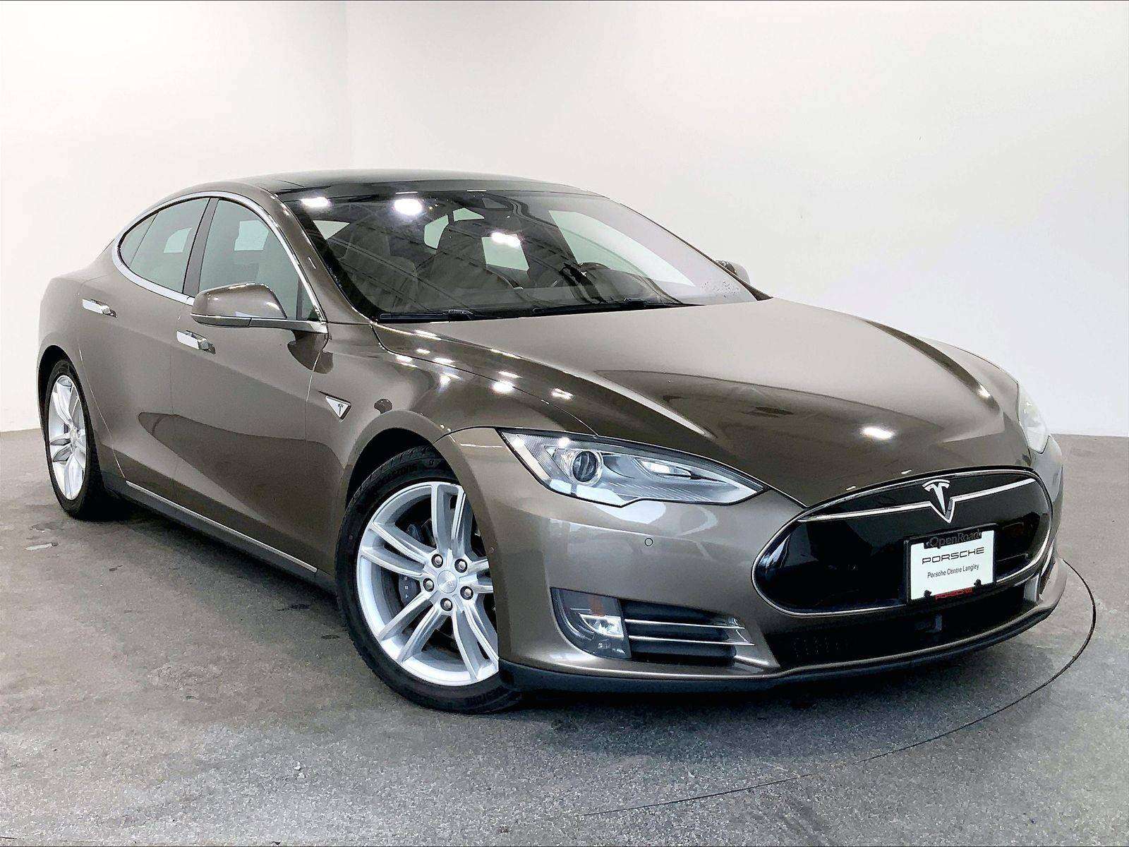 2015 Tesla Model S 85D, Navigation, Rear View Camera! alt 3