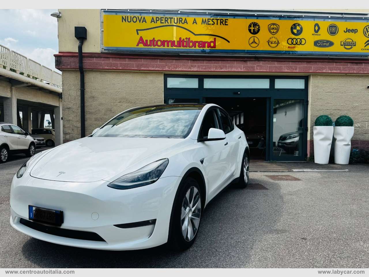 Tesla Model Y BEV 75 KWH Long Range AUTO 4WD