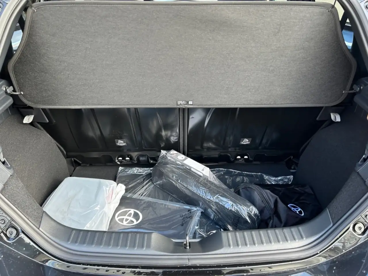 Toyota Aygo X Air Teamplayer 1.0l Faltdach Automatik - Rückfahrk 11