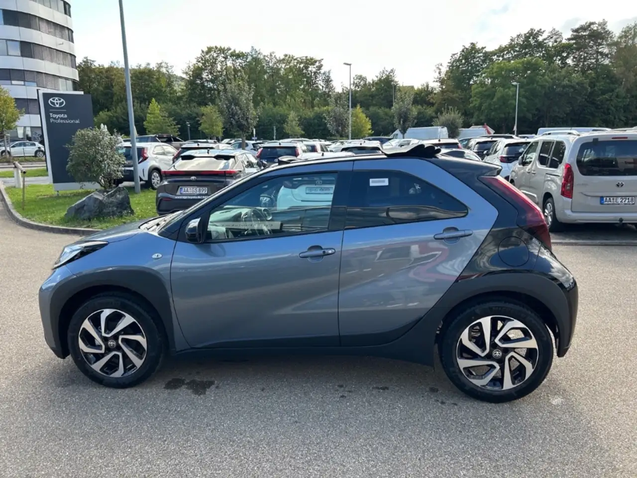 Toyota Aygo X Air Teamplayer 1.0l Faltdach Automatik - Rückfahrk 6