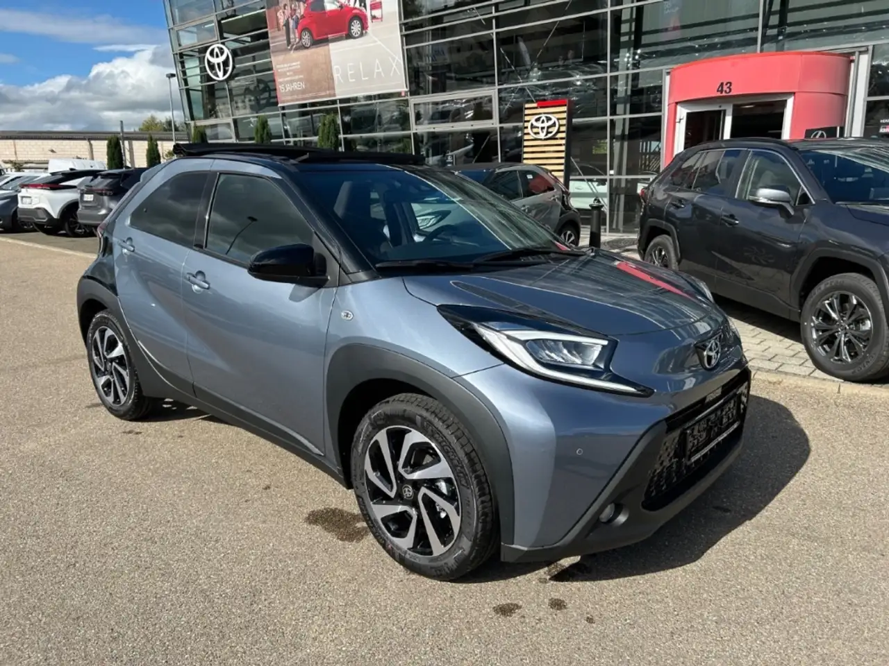 Toyota Aygo X Air Teamplayer 1.0l Faltdach Automatik - Rückfahrk 2