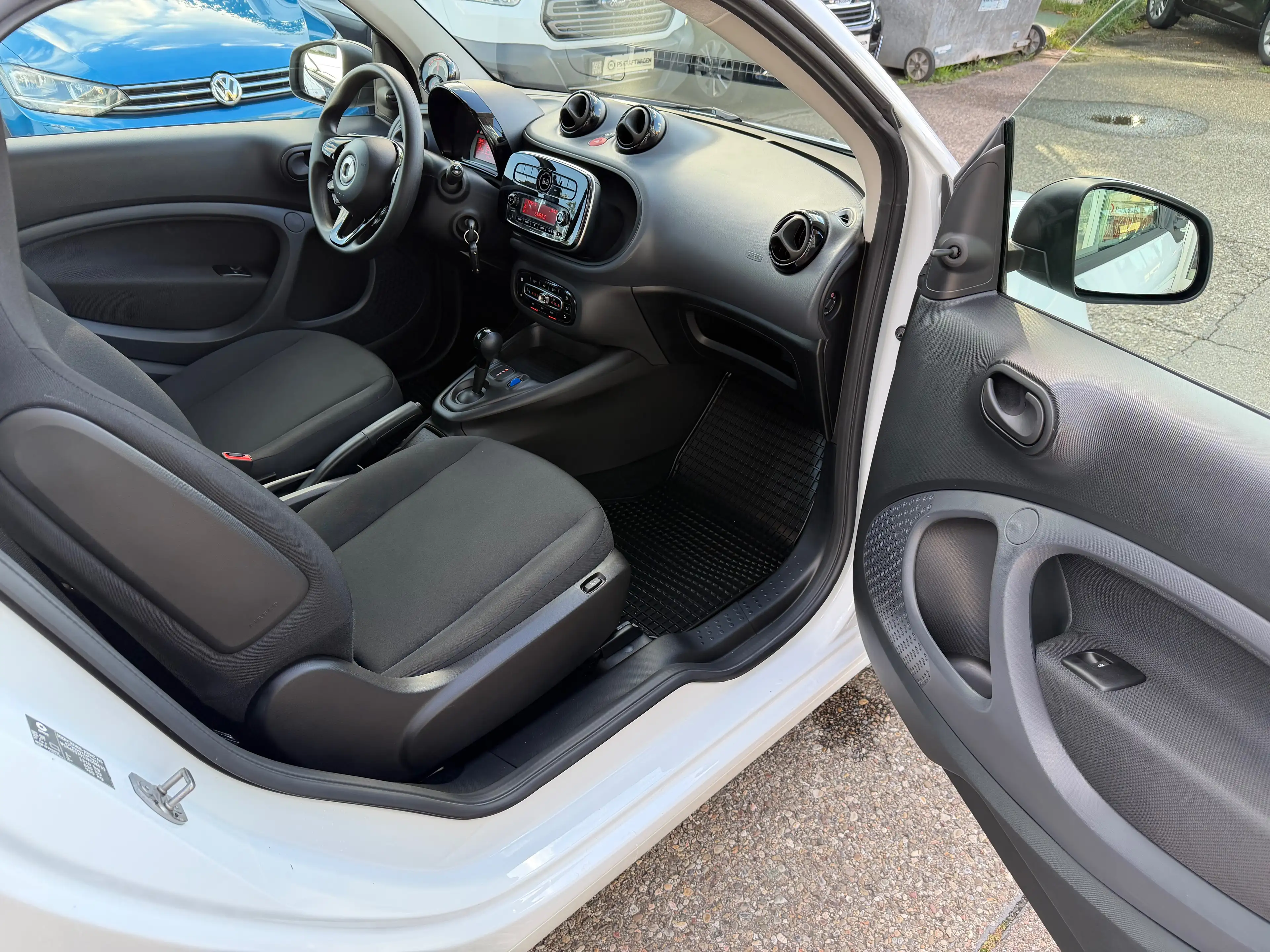smart forTwo electric coupe EQ *22KW-SCHNELL*SMART GARANTIE 11-28* — photo 10