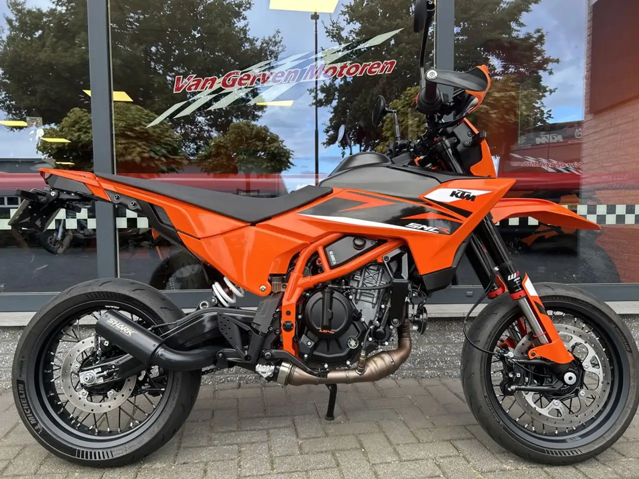KTM
