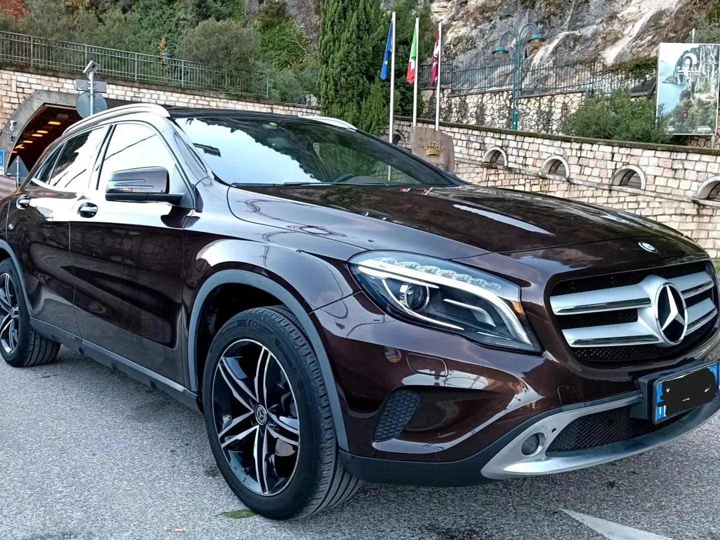 Mercedes-Benz GLA 200 GLA-ENDURO (cdi)+Sport+auto Marrone - 1