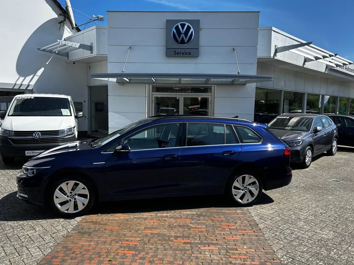 Volkswagen Golf Variant 8 CG Variant 1.5 TSI DSG Style Blau - 2