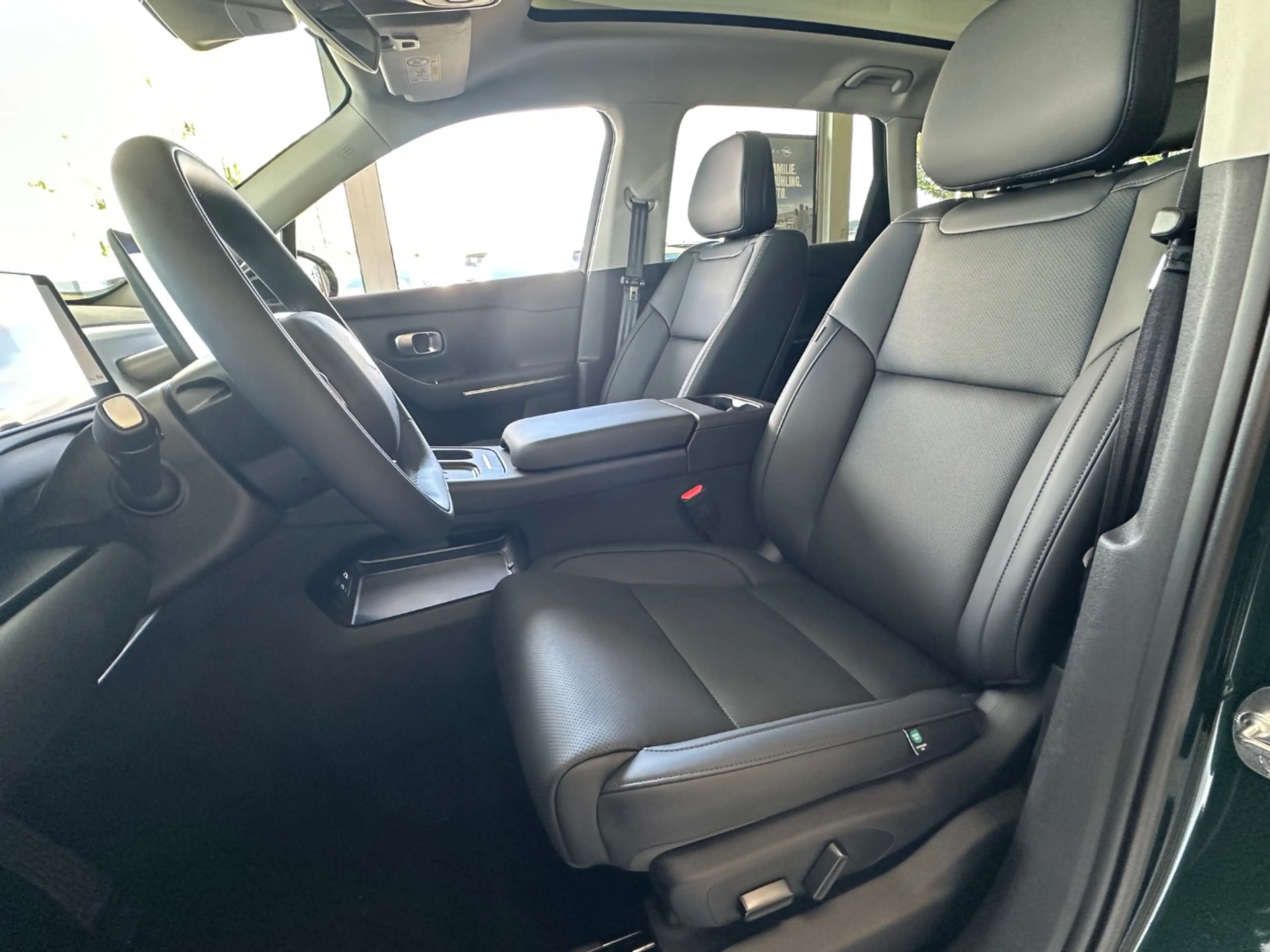 Leapmotor C10 Hybrid REEV RWD 974KM Reichweite — photo 7