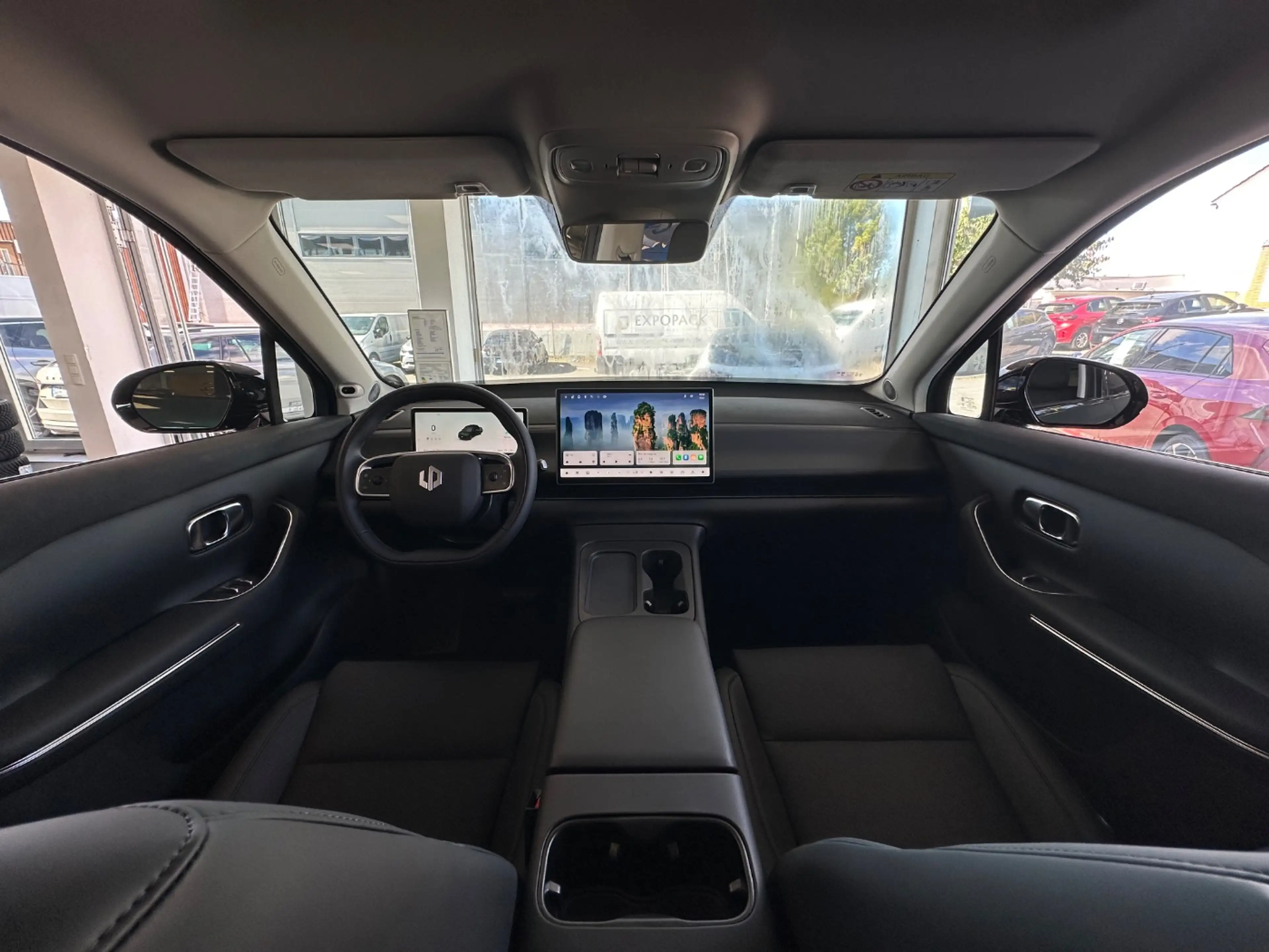 Leapmotor C10 Hybrid REEV RWD 974KM Reichweite — photo 12