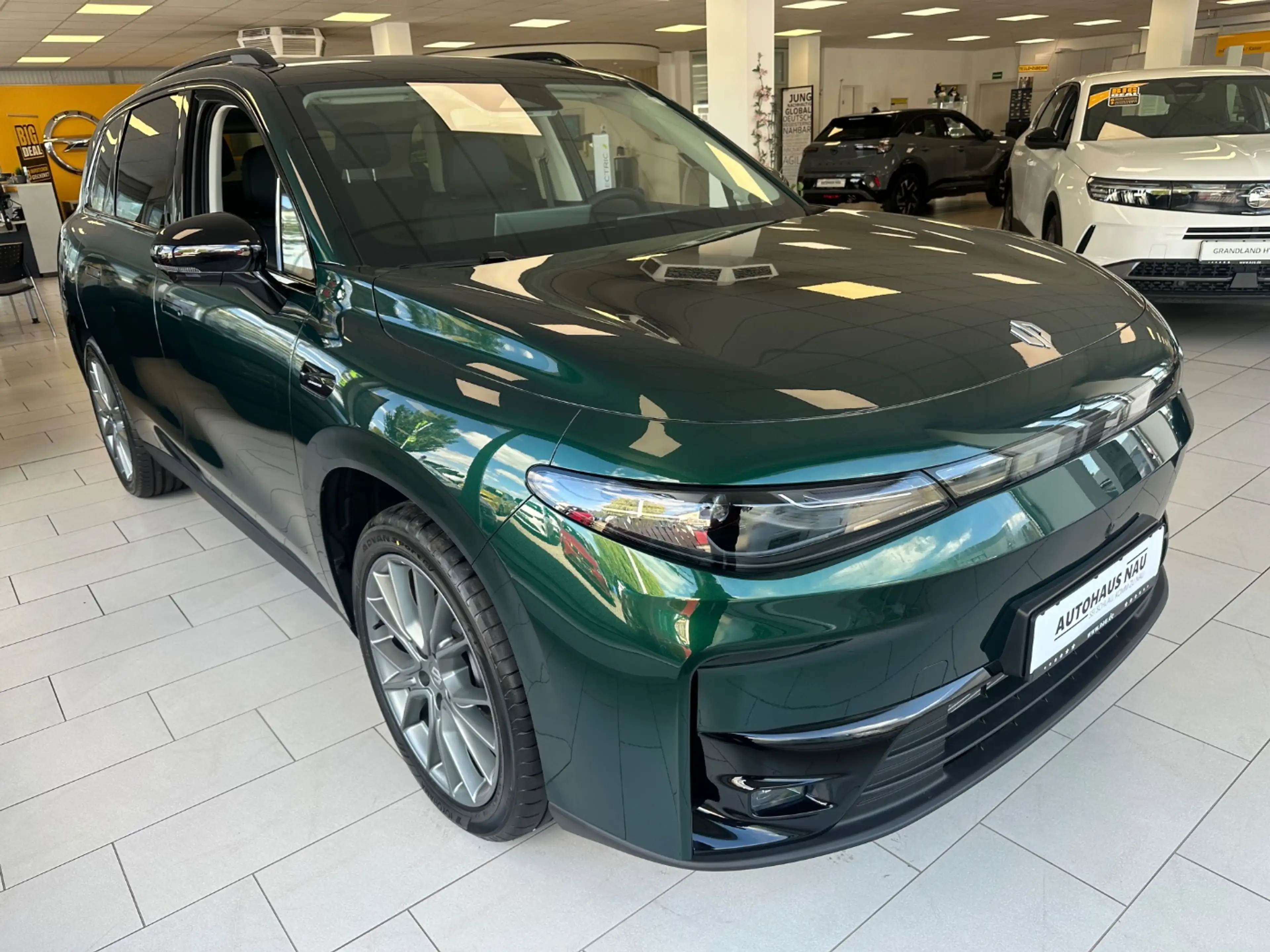 Leapmotor C10 Hybrid REEV RWD 974KM Reichweite
