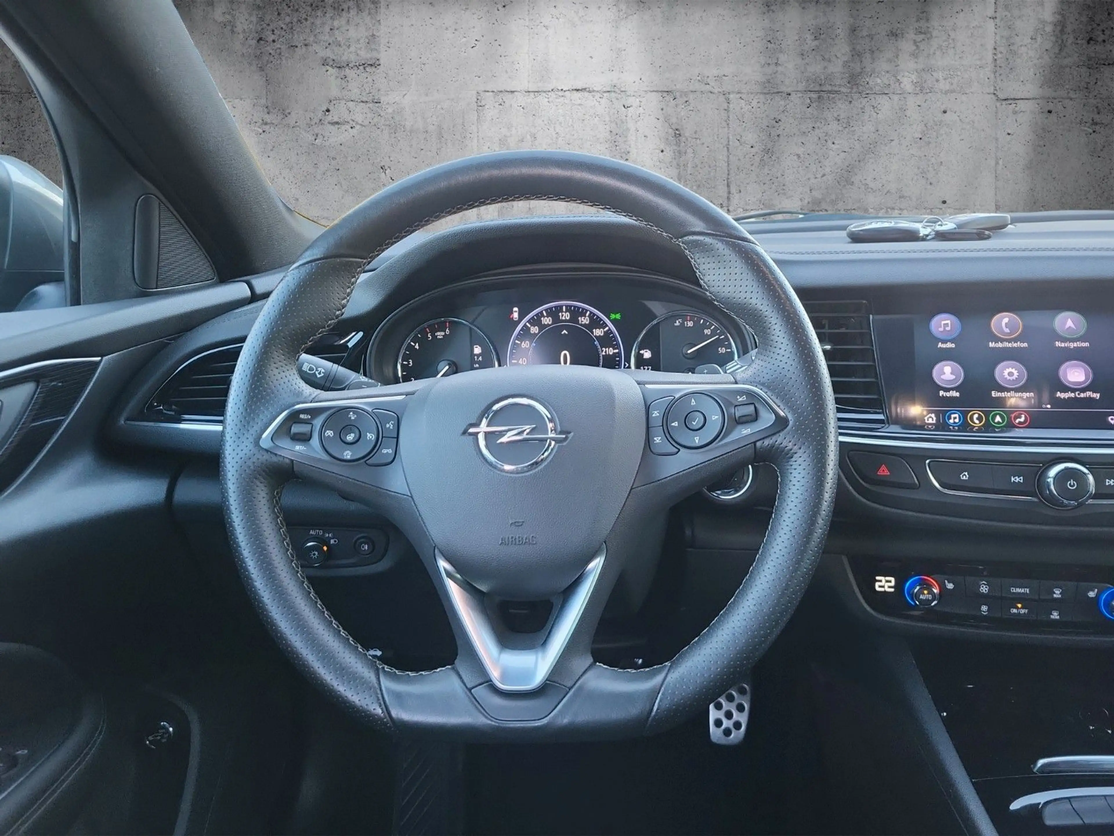 Opel Insignia B ST Premium "Innovation 4x4" aus 1Hand — photo 11
