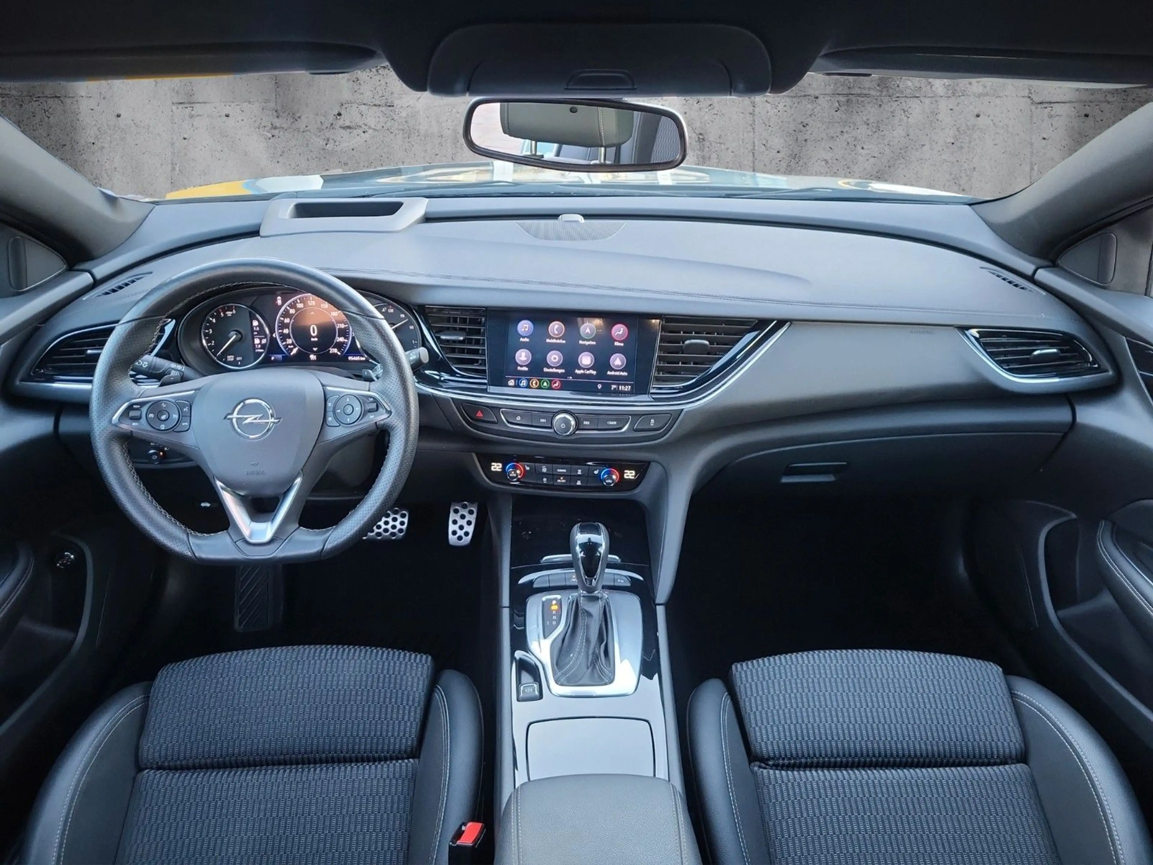 Opel Insignia B ST Premium "Innovation 4x4" aus 1Hand — photo 10