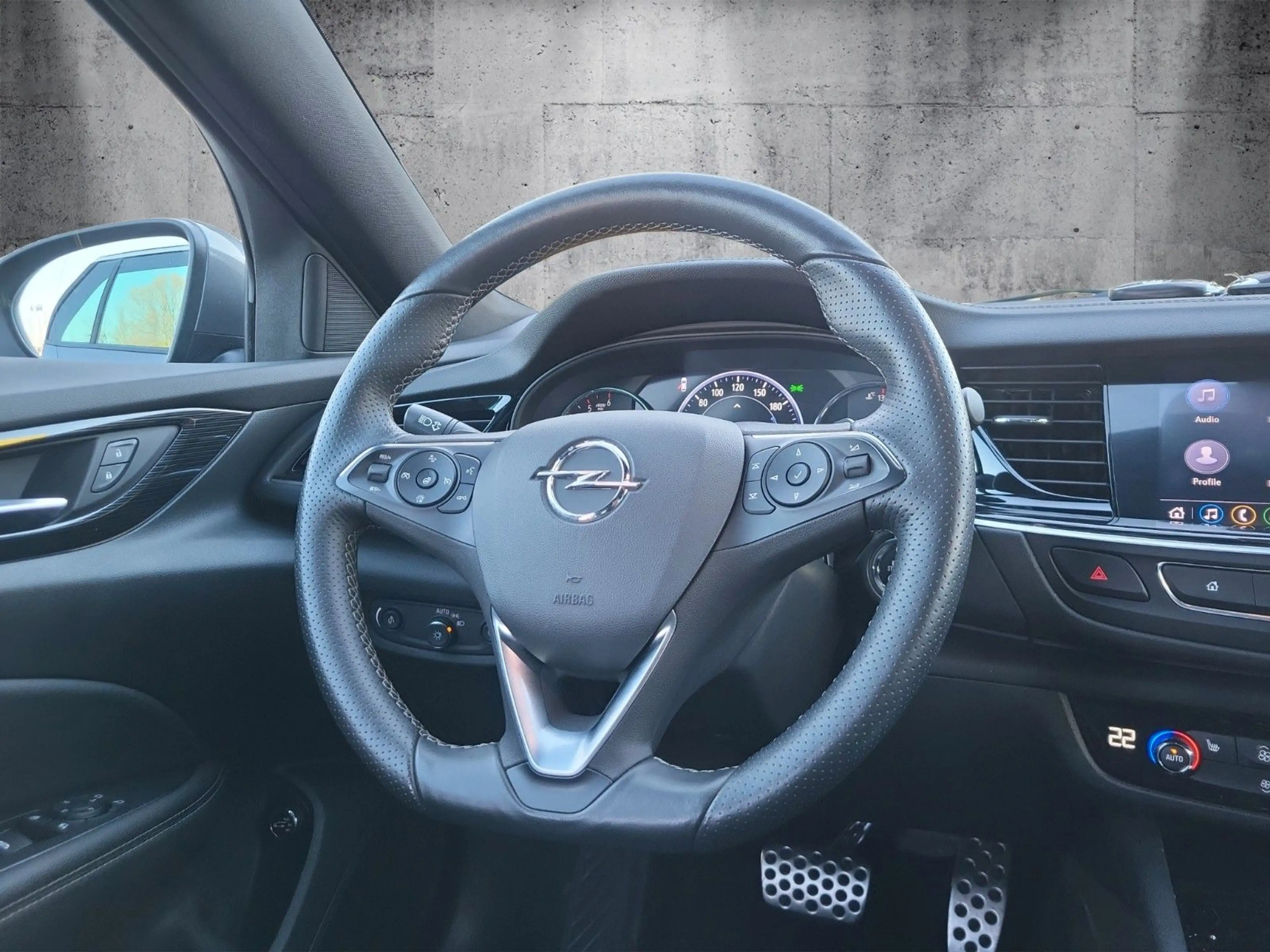 Opel Insignia B ST Premium "Innovation 4x4" aus 1Hand — photo 13