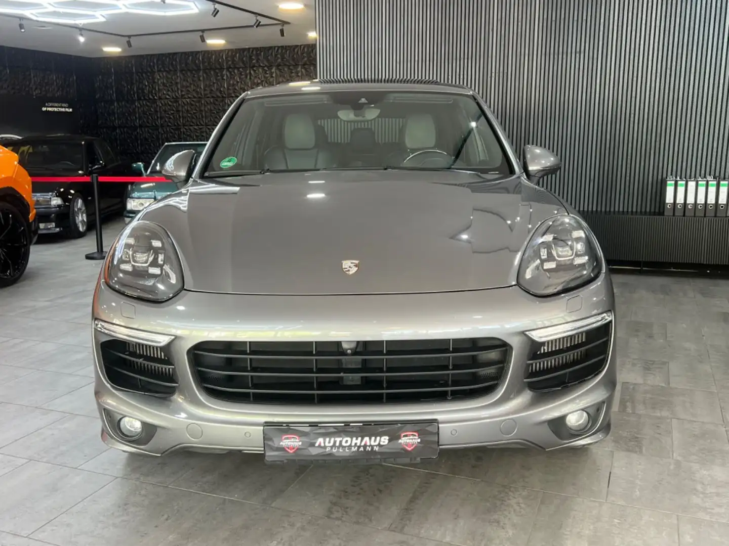 Porsche Cayenne S Diesel Platinum Sport Designe Grigio - 2