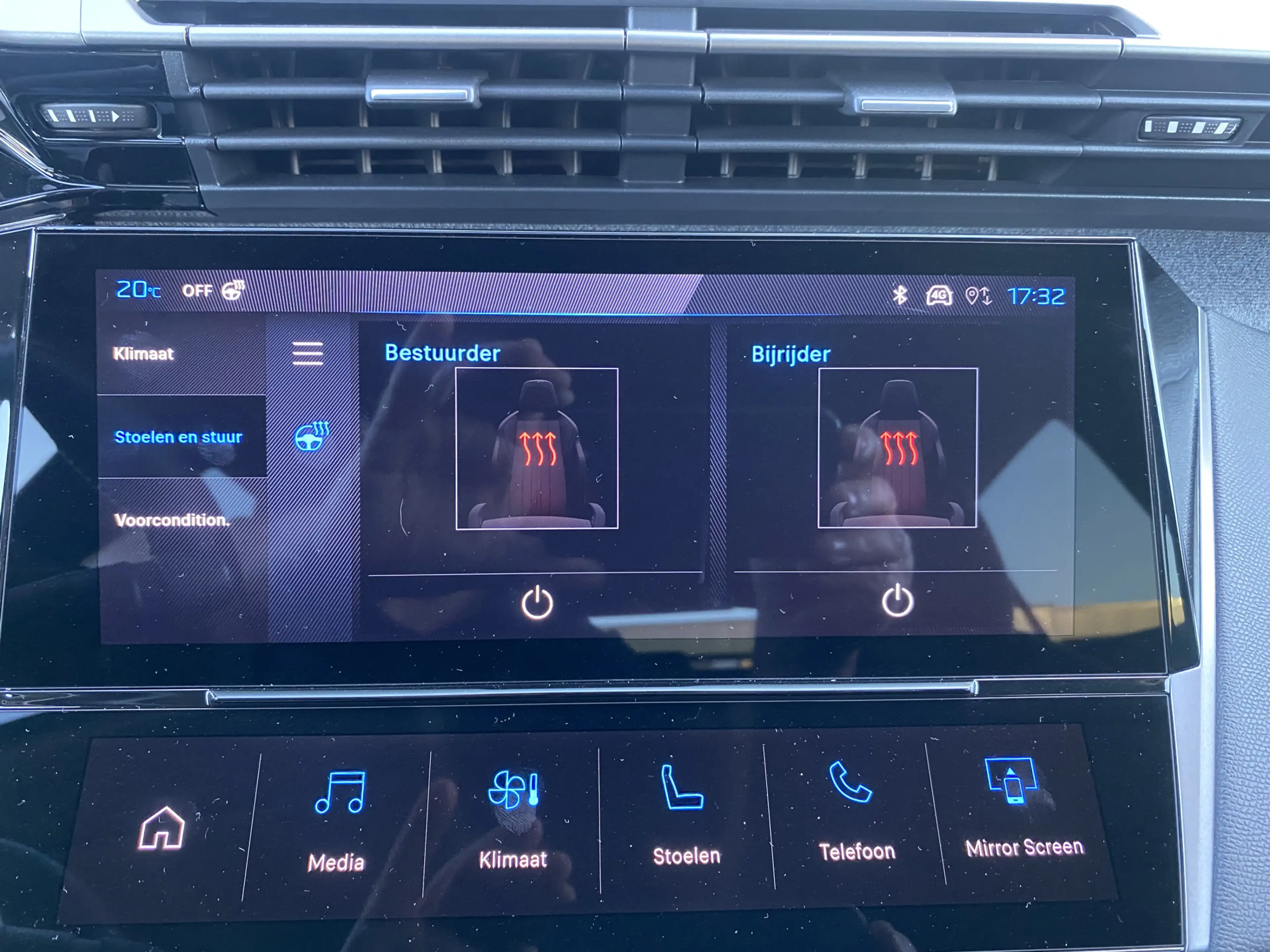 Peugeot 408 e-408 Allure 58 kWh , Bereik 350 km Stoel & Stuurv — photo 29