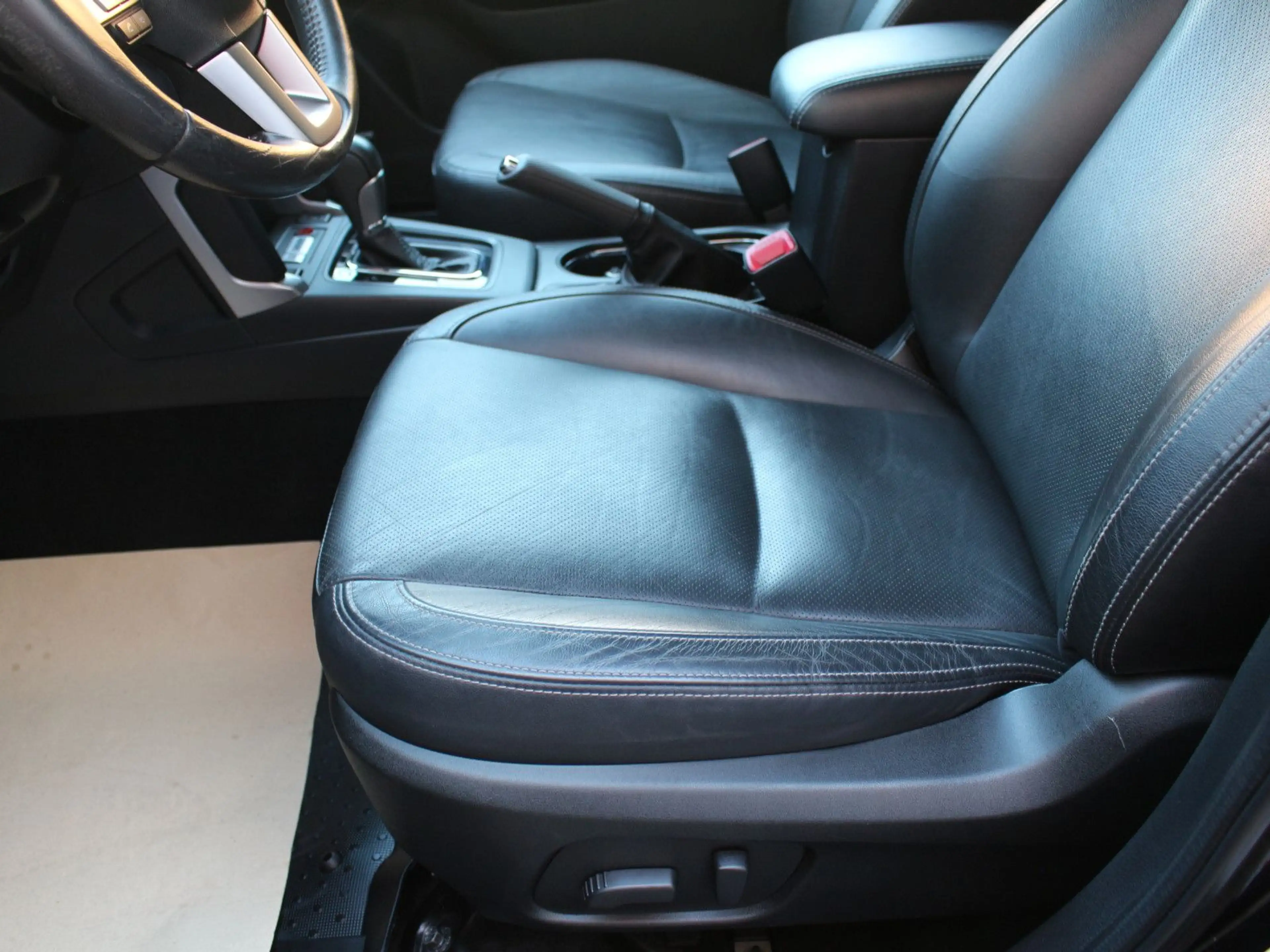 Subaru Forester Sport 2.0 AT AWD AHK Leder Navi SHZ RS — photo 13