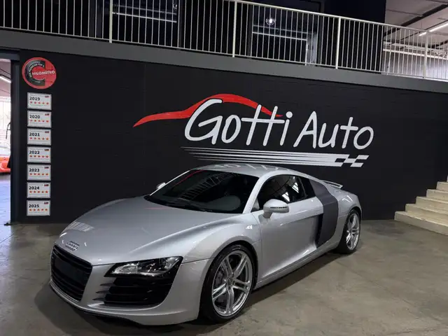 Audi R8 4.2 V8 FSI QUATTRO R TRONIC SERVICE IN SEDE