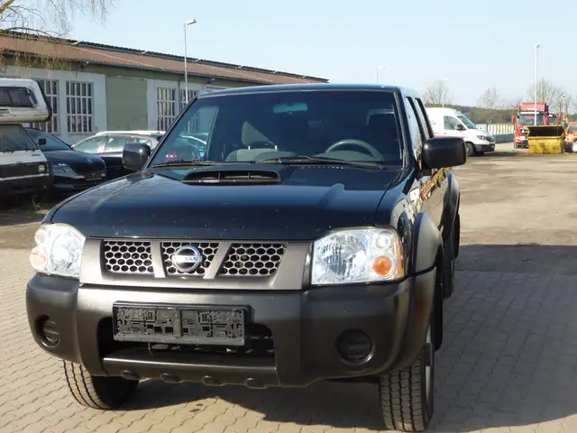 Nissan Pick Up NP300 Pick Up 4WD AHK Standheizung