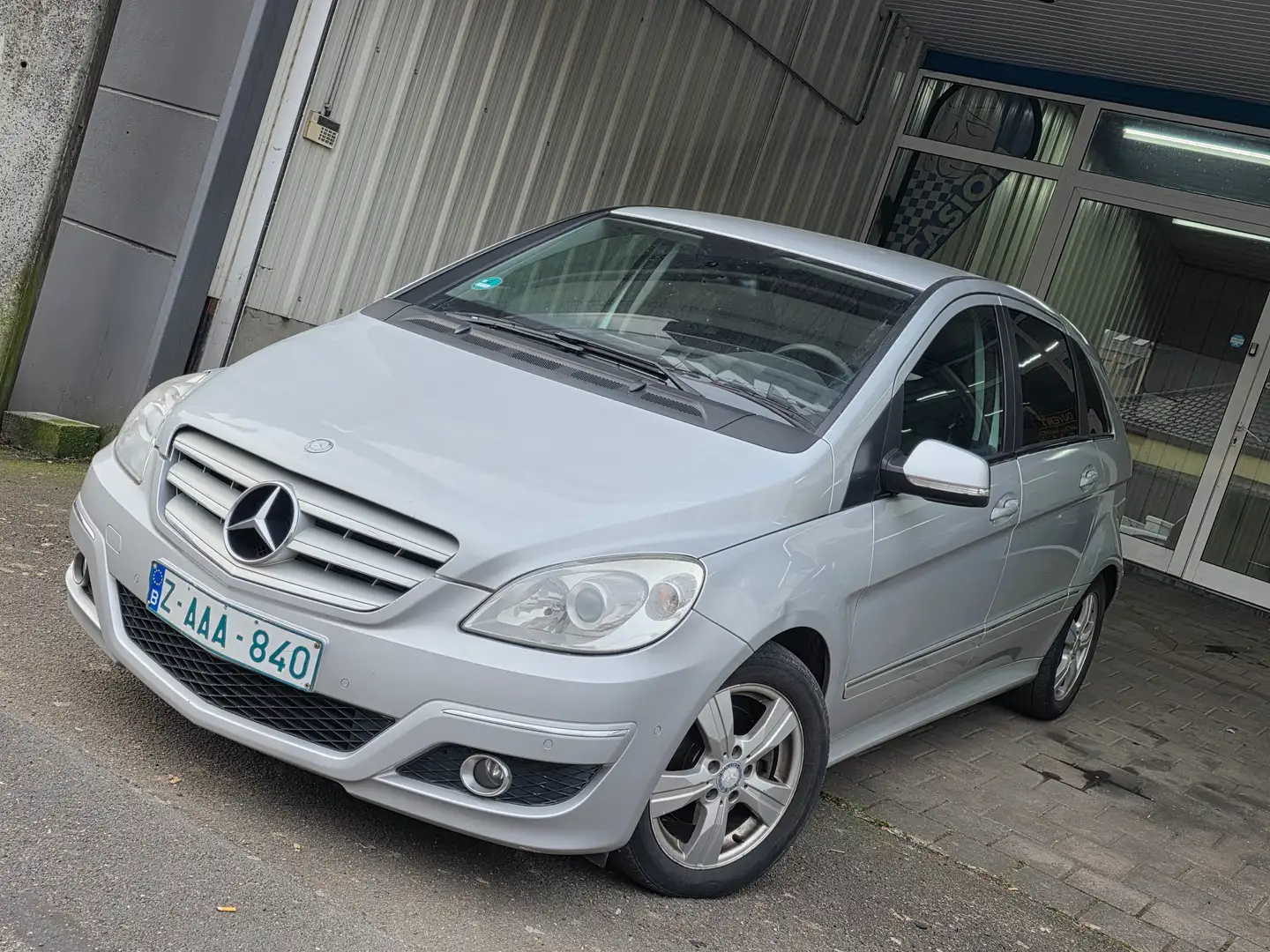 Mercedes-Benz B 180 CDI Gris - 1