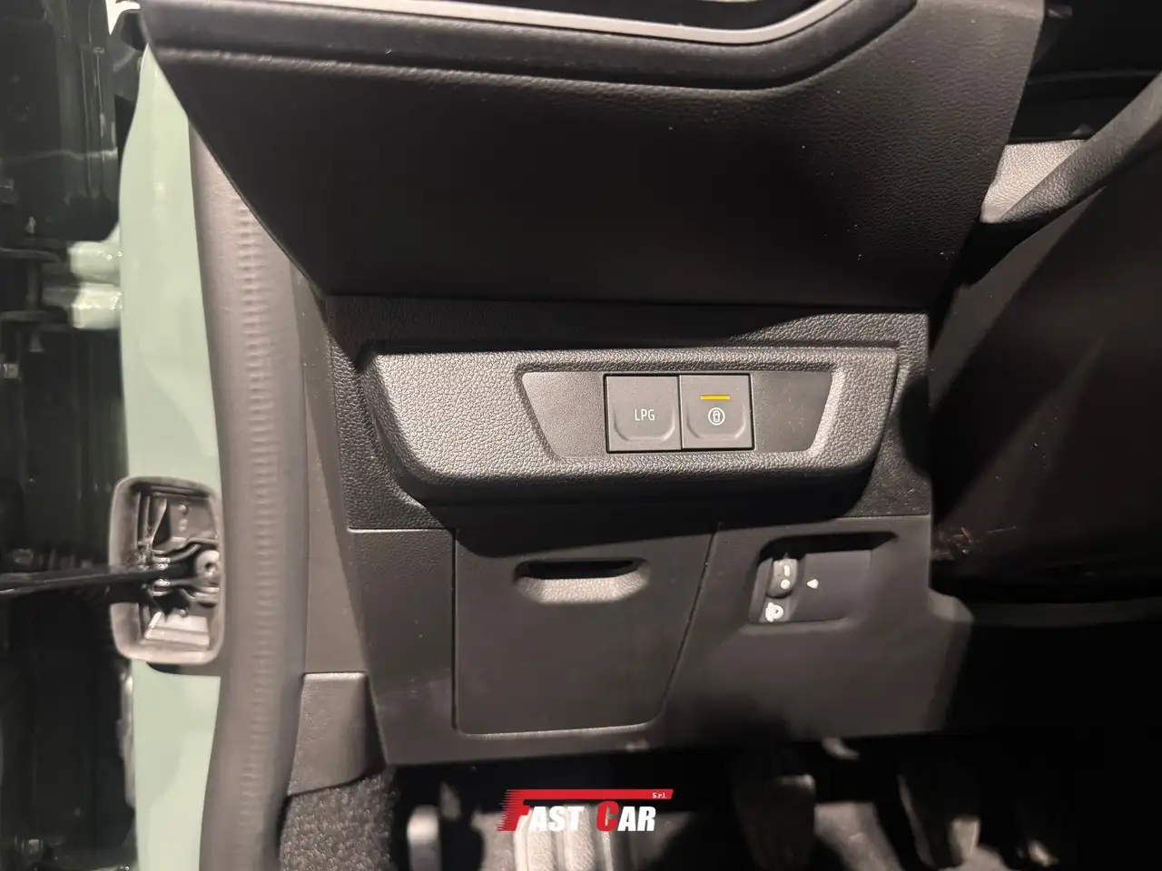 Dacia Sandero Stepway 1.0 TCe ECO-G Extreme Up 10