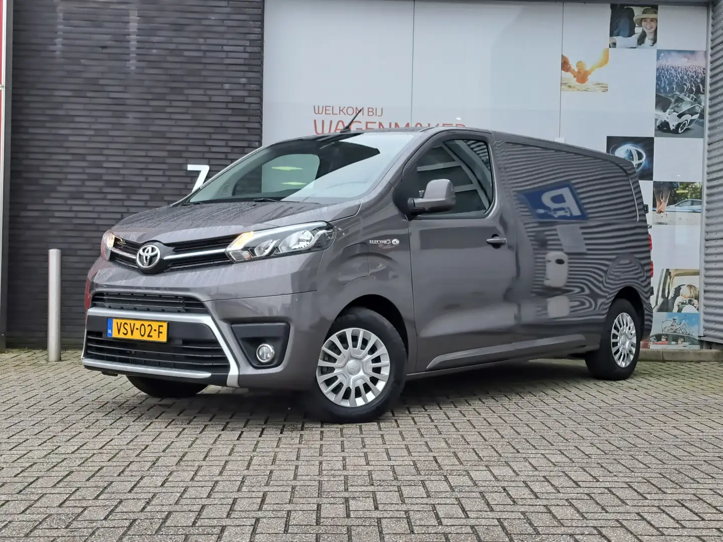 Toyota Proace Electric Worker Extra Range 75kWh Prof Automaat | Grey - 1