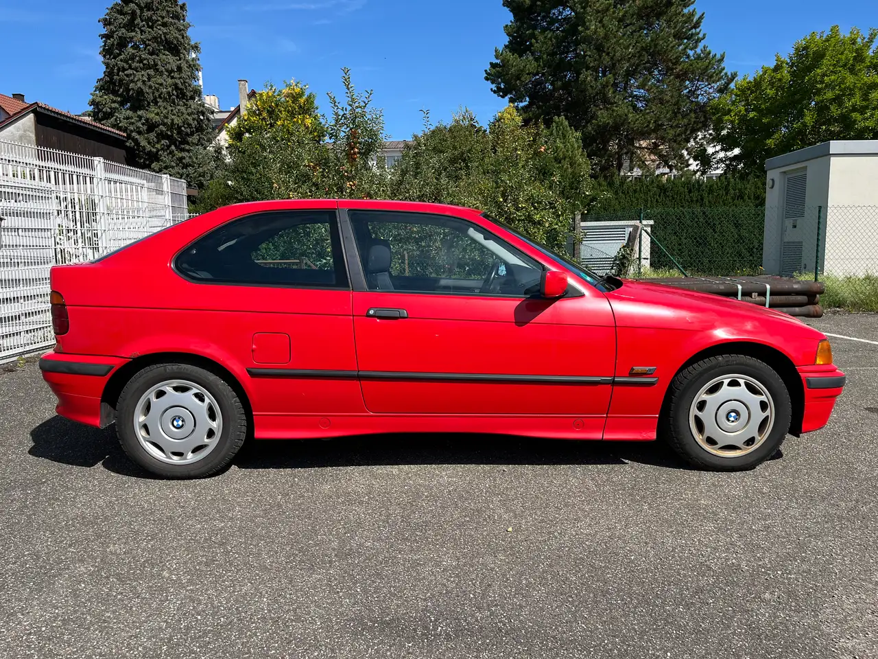 BMW 316i Compact | E36 | Hellrot, foto 2