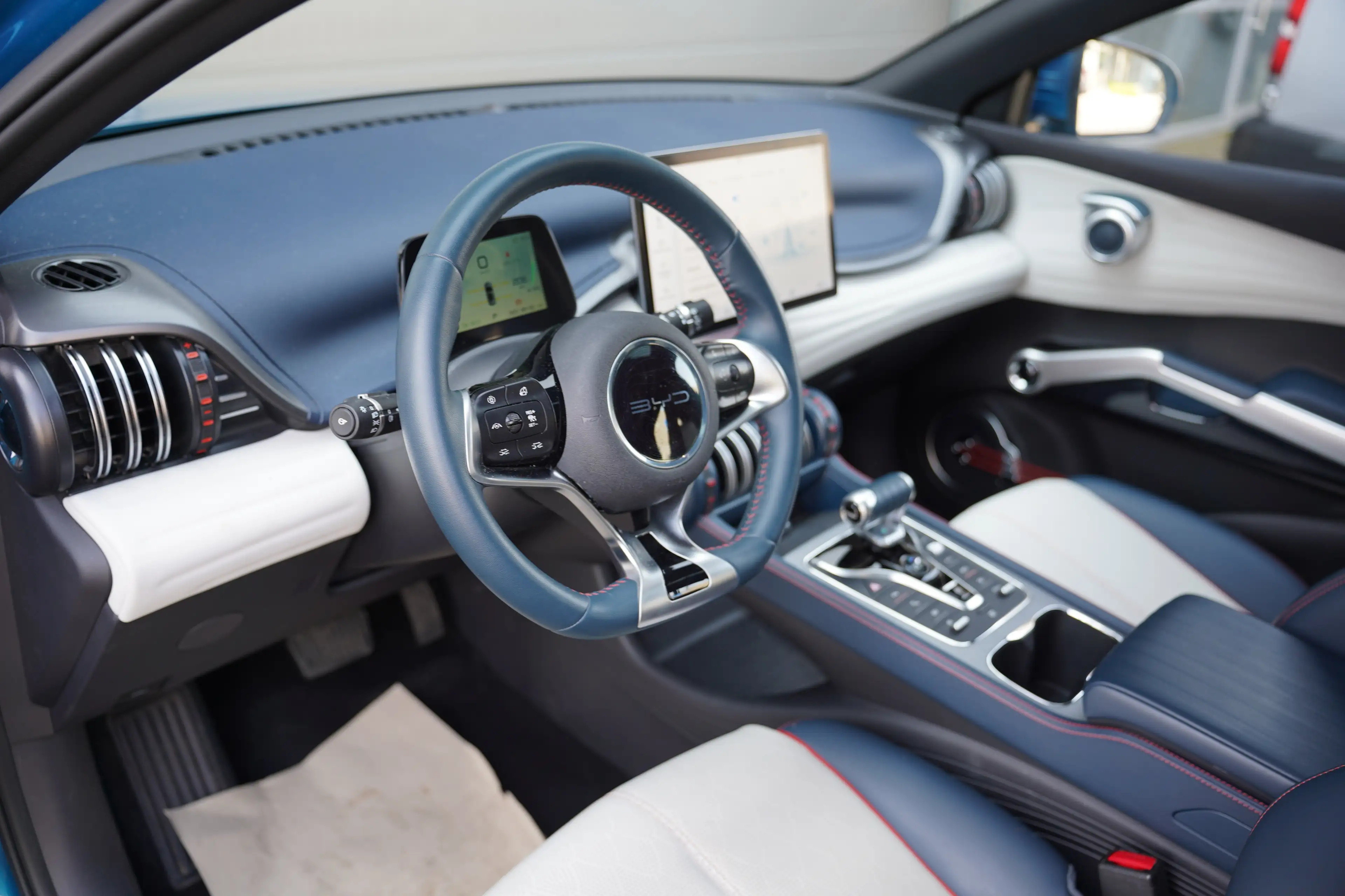 BYD Atto 3 Comfort * PANO / 360° / ACC / KEYLESS * — photo 9