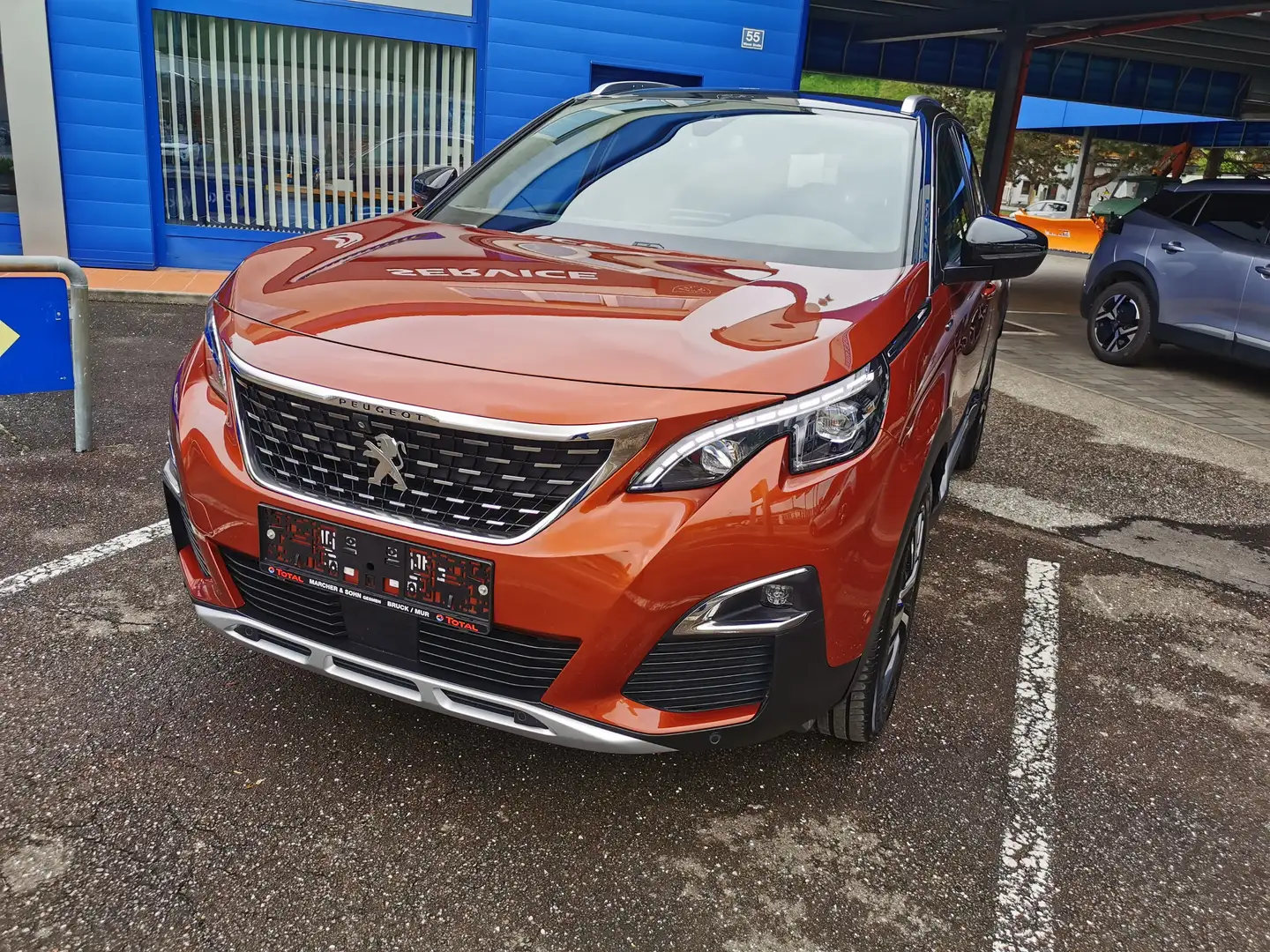 Peugeot 3008 1,2 PureTech130 EAT8 GT-Line Marrón - 2