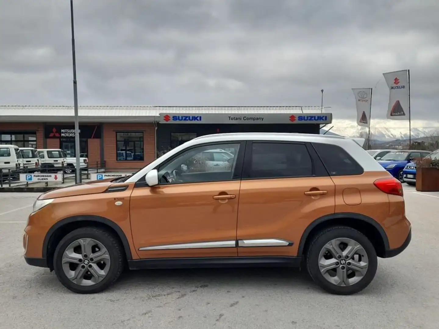 Suzuki Vitara II 2015 1.6 ddis V-Cool s&s 4wd allgrip Arancione - 2