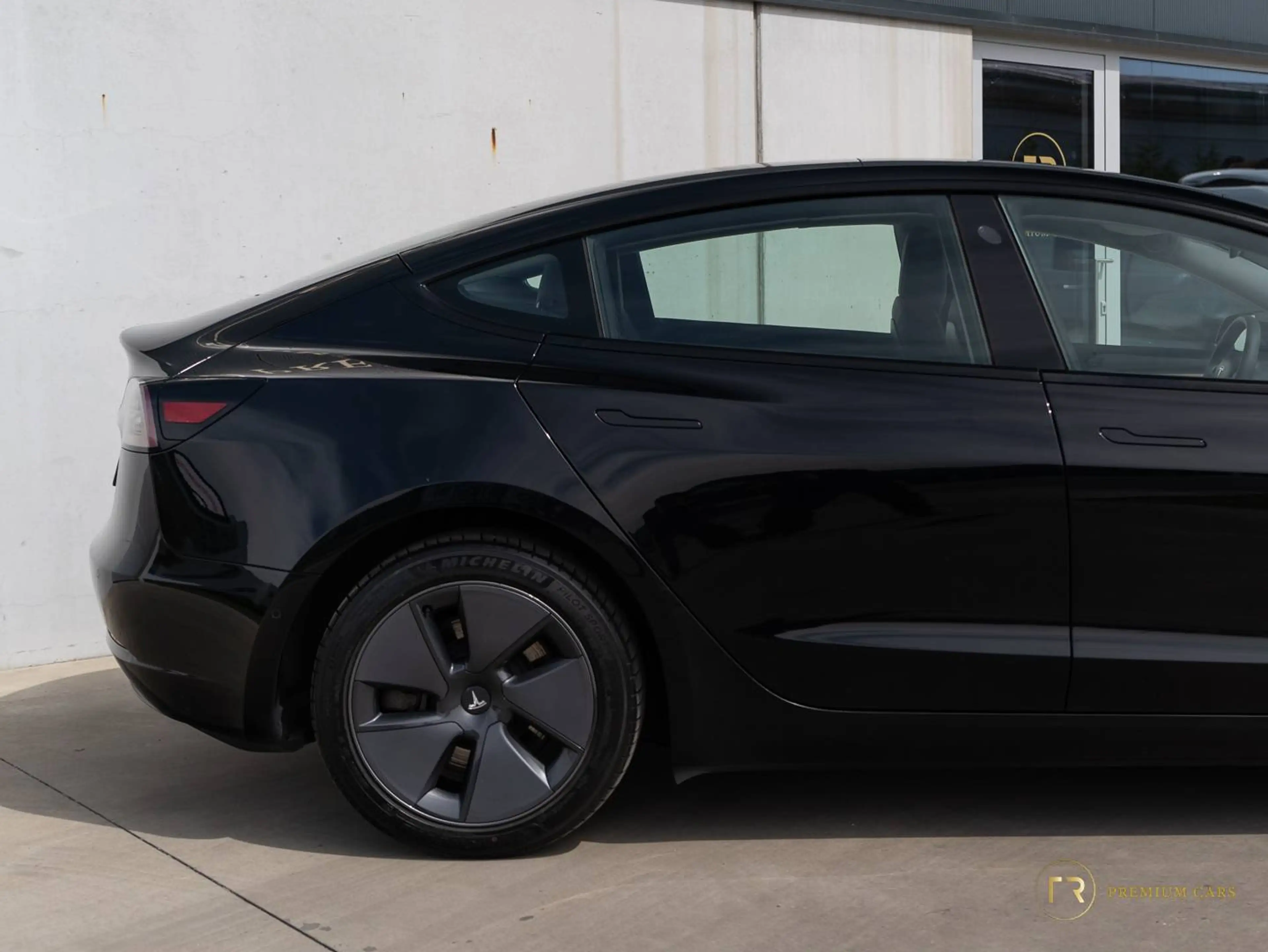 Tesla Model 3 Standard Range l Pano l 92,6% SOH — photo 11