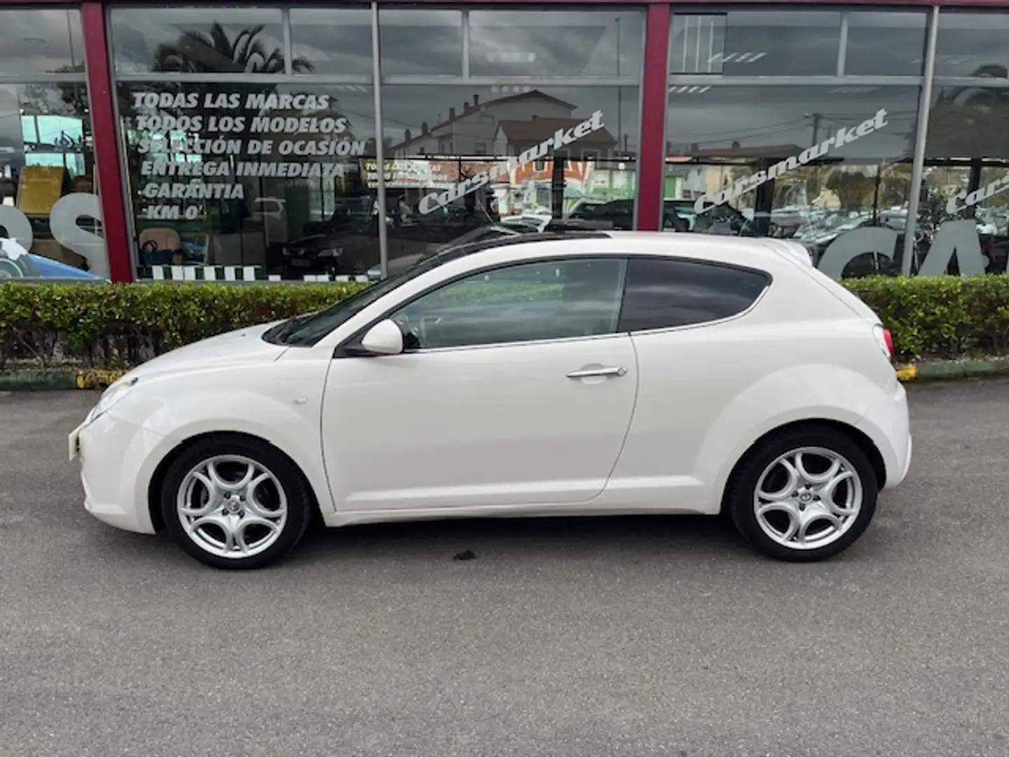 Alfa Romeo MiTo 1.3JTDm Distinctive 90 Blanco - 2