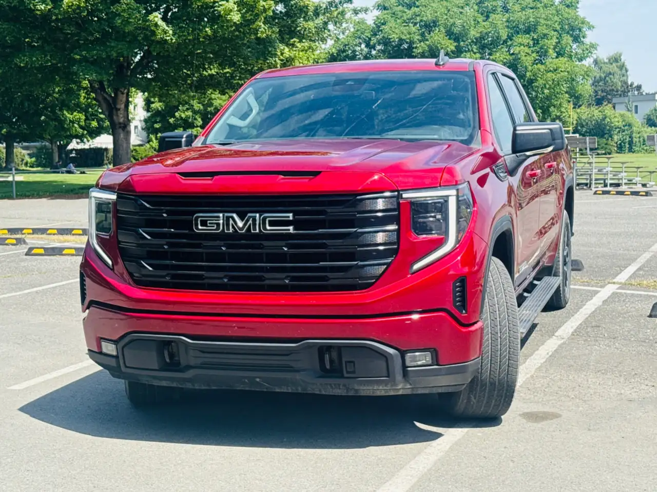 GMC Sierra 1500 снимка GMC Sierra 1500