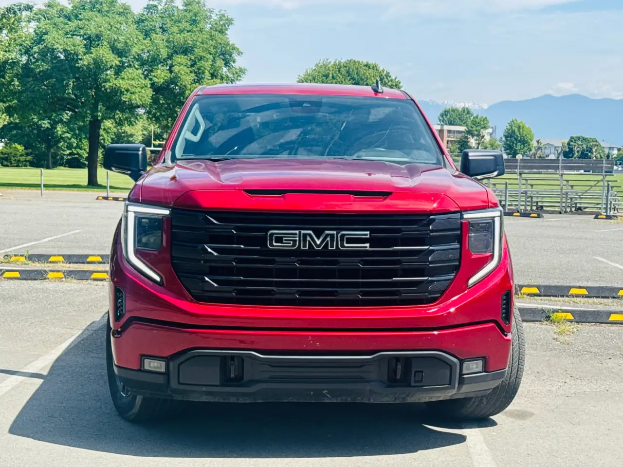GMC Sierra 1500 снимка GMC Sierra 1500